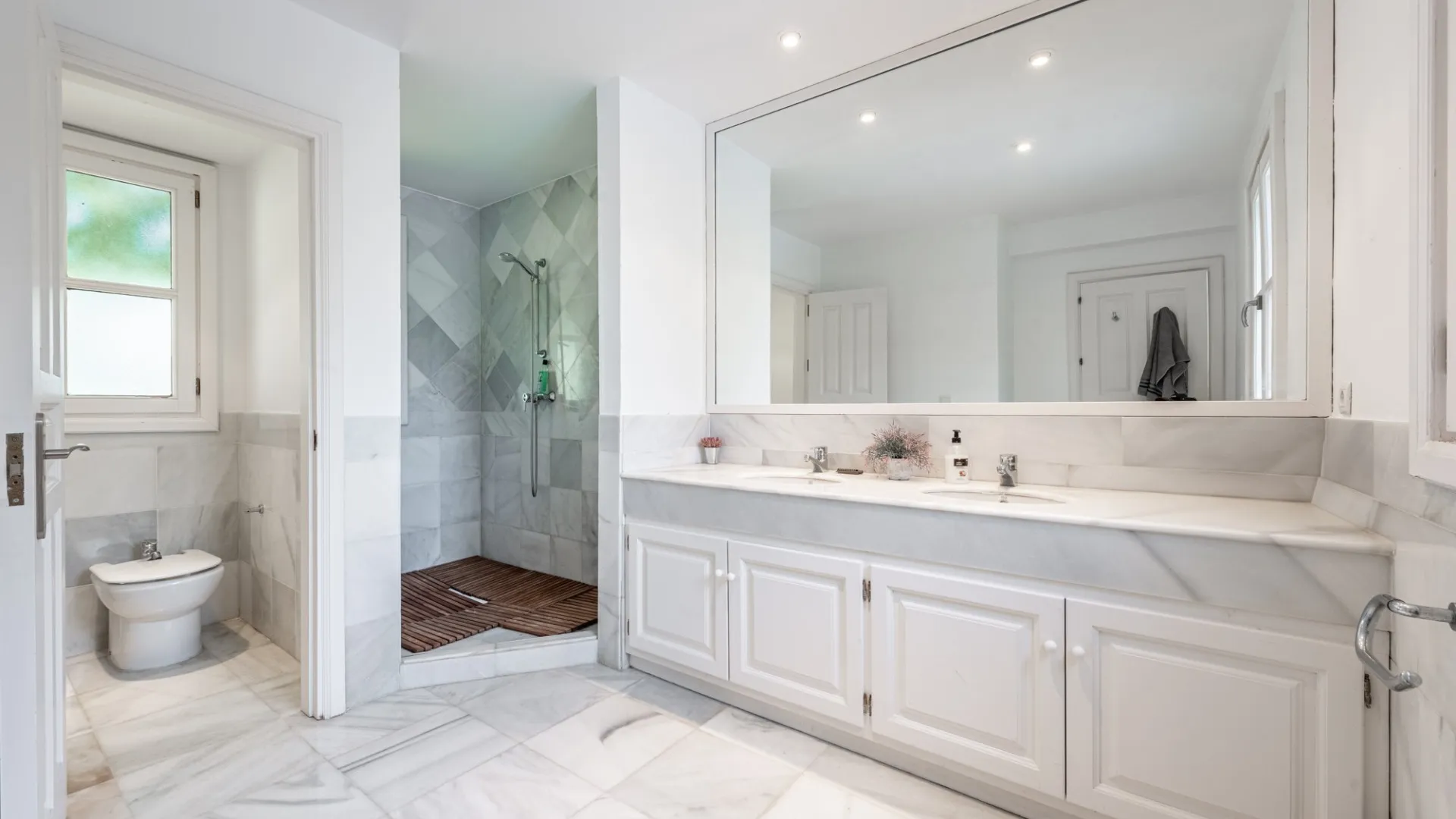 Guadalmina Baja, villa en venta