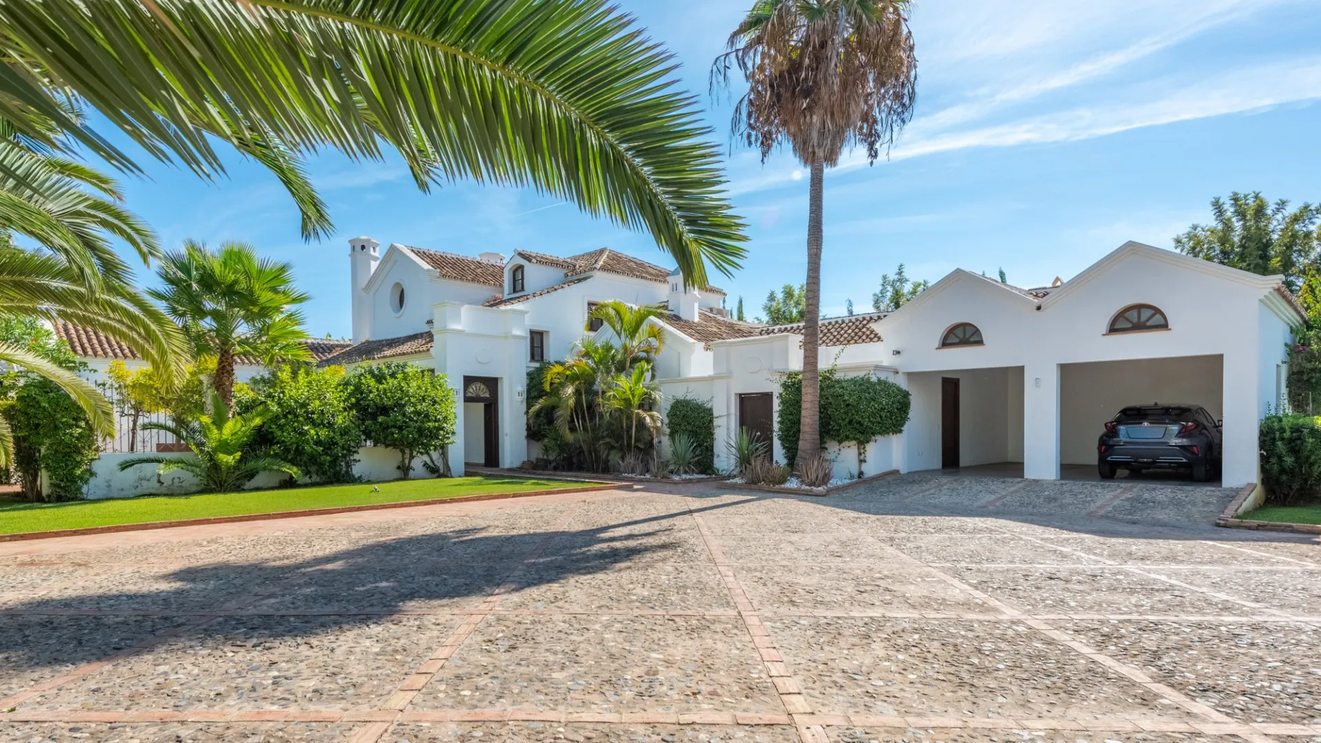 Guadalmina Baja, villa en venta