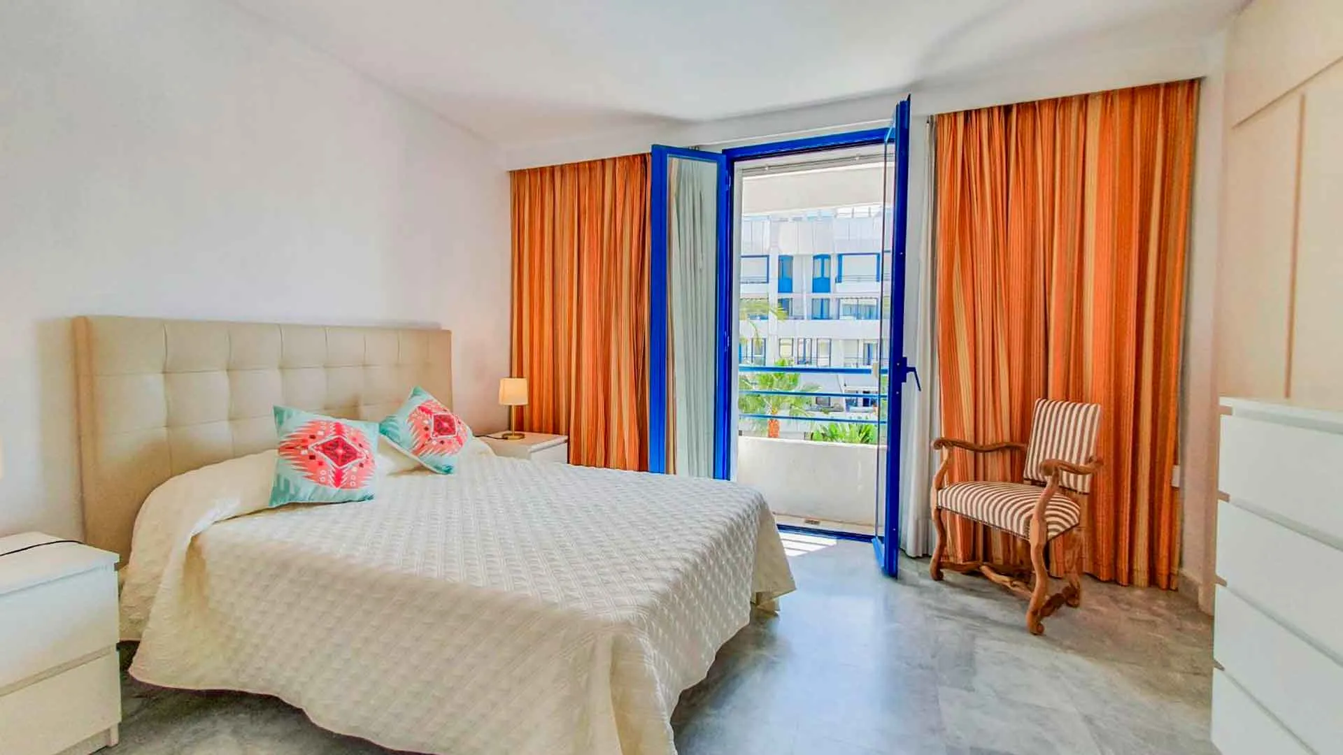 Marbella House, apartamento en venta de 2 dormitorios