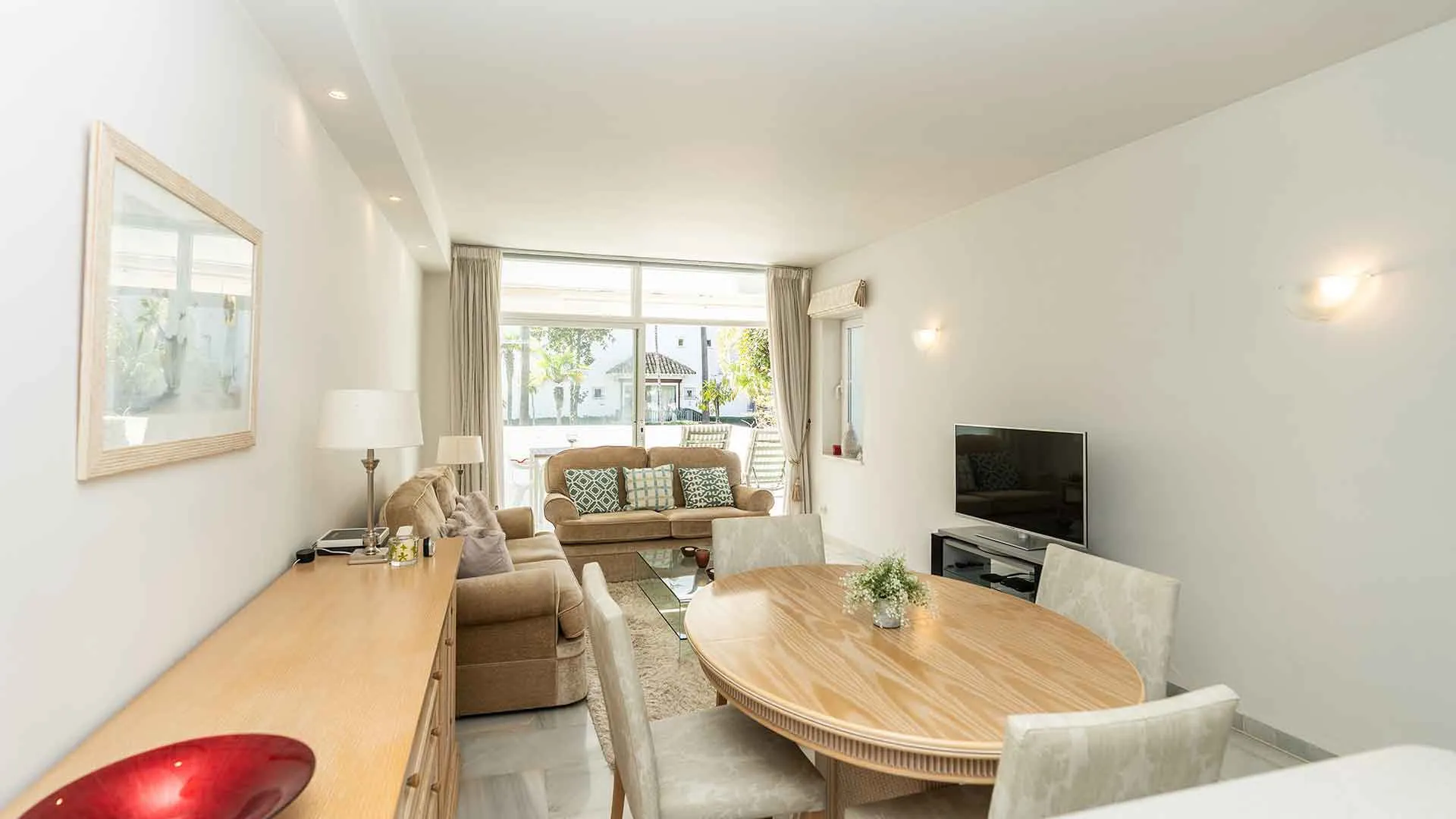 1 bedroom apartment for sale in Alhambra del Mar