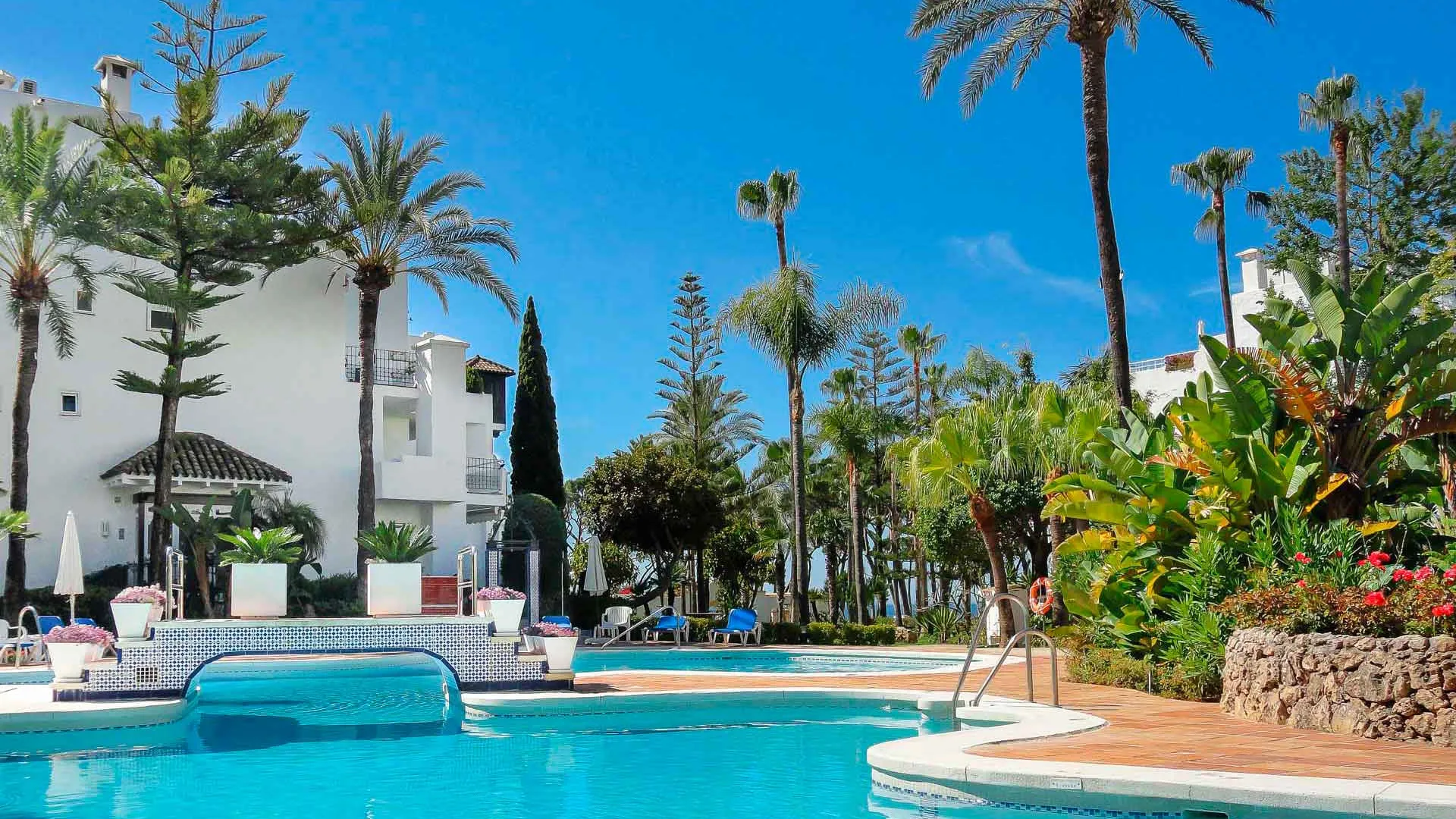 1 bedroom apartment for sale in Alhambra del Mar