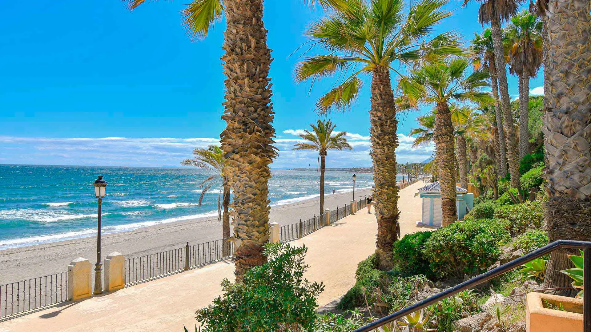 1 bedroom apartment for sale in Alhambra del Mar