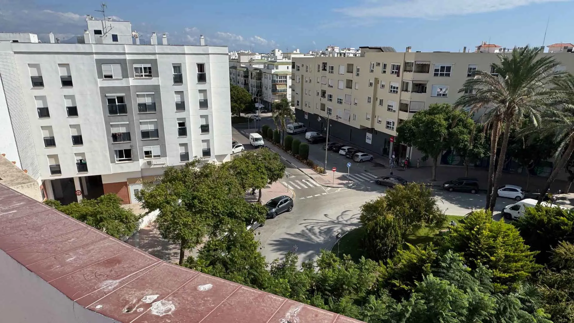 Penthouse with 4 bedrooms for sale in Estepona Centre