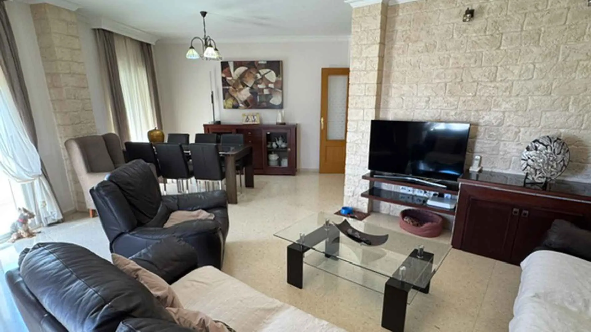 Penthouse with 4 bedrooms for sale in Estepona Centre