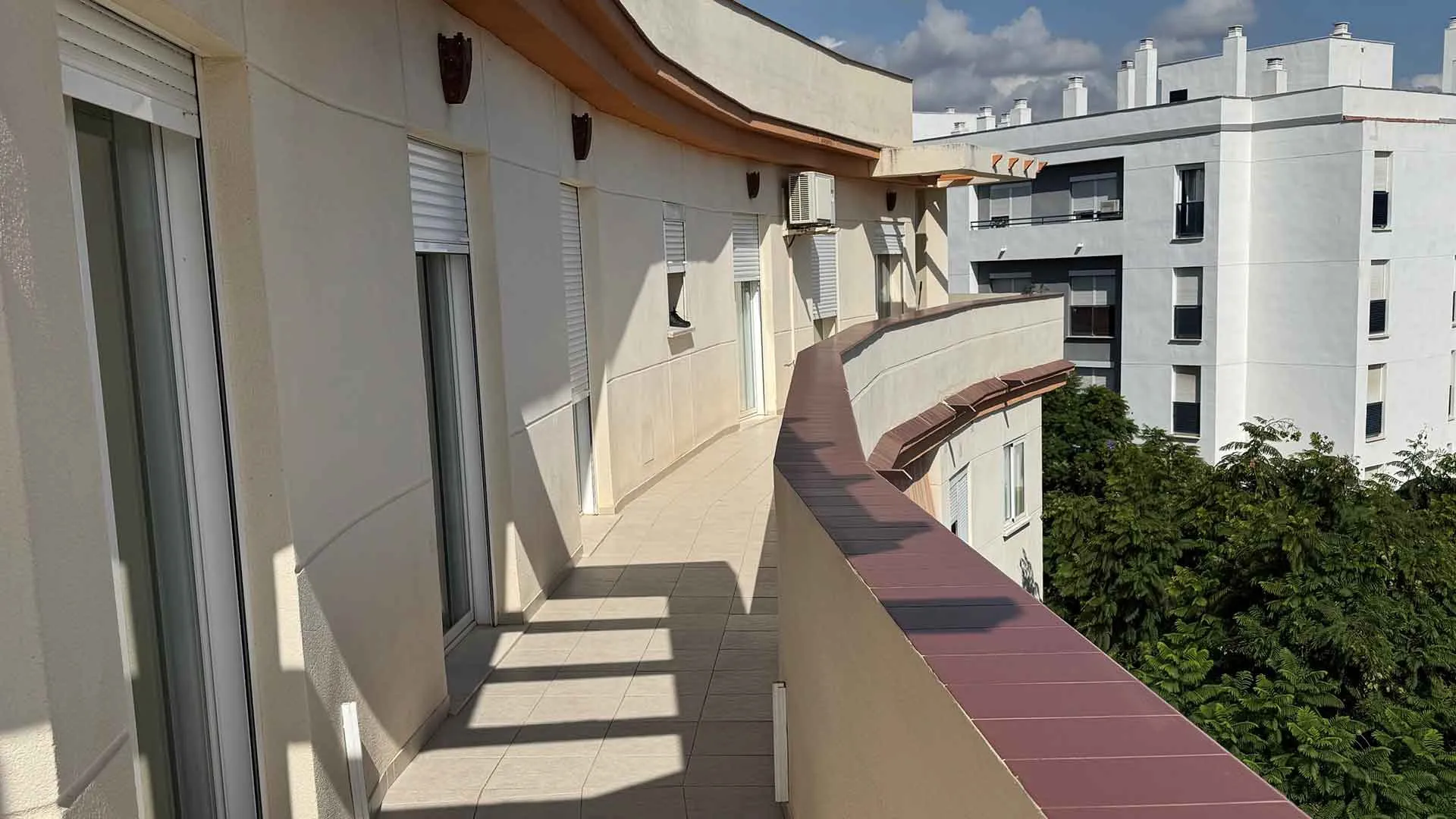 Penthouse with 4 bedrooms for sale in Estepona Centre