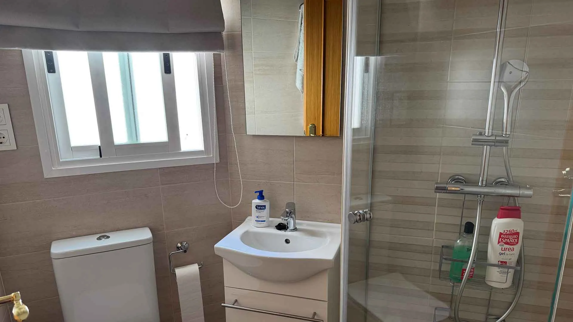 Penthouse with 4 bedrooms for sale in Estepona Centre