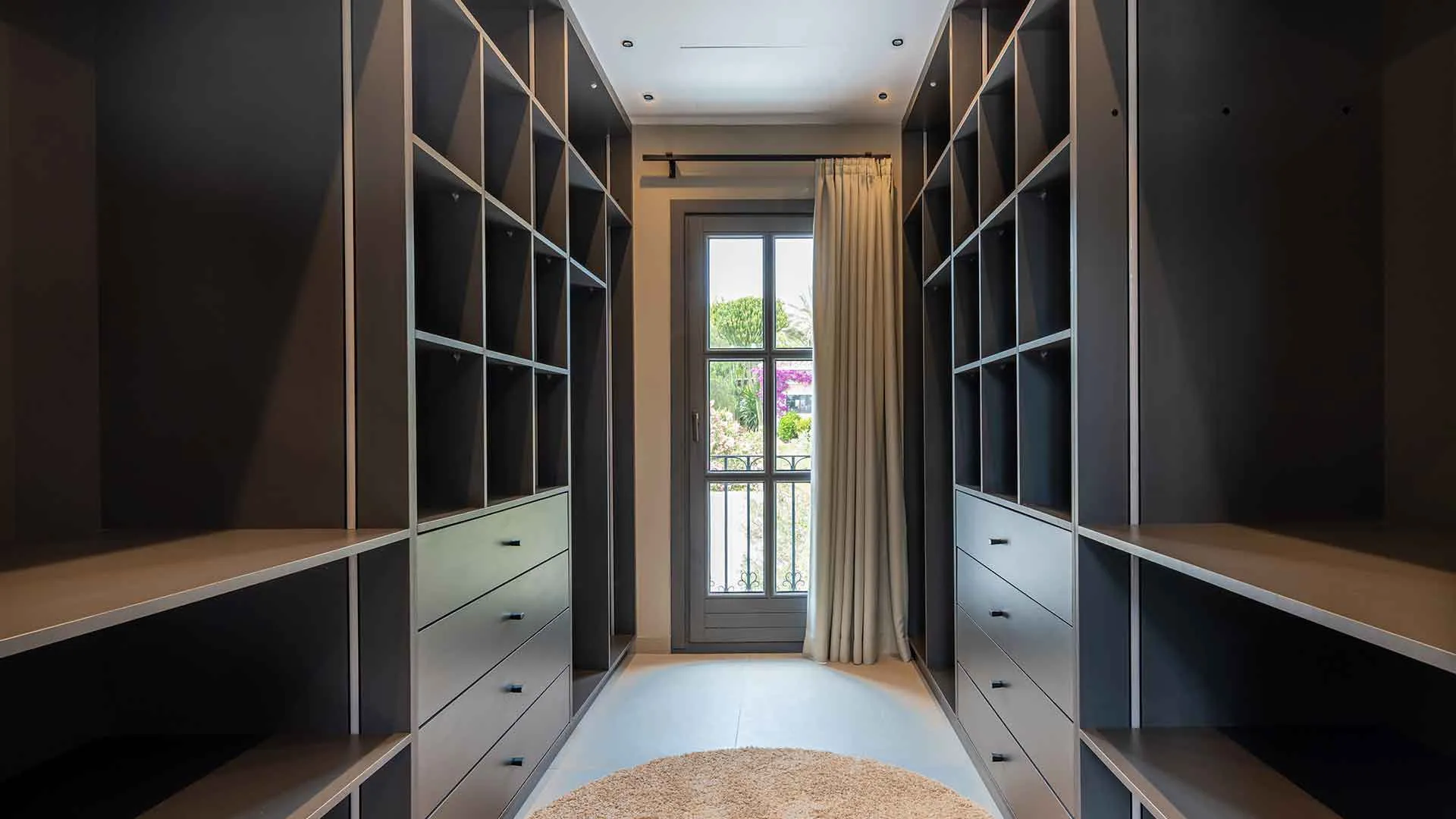 Villa a la venta de 5 dormitorios en Atalaya Golf