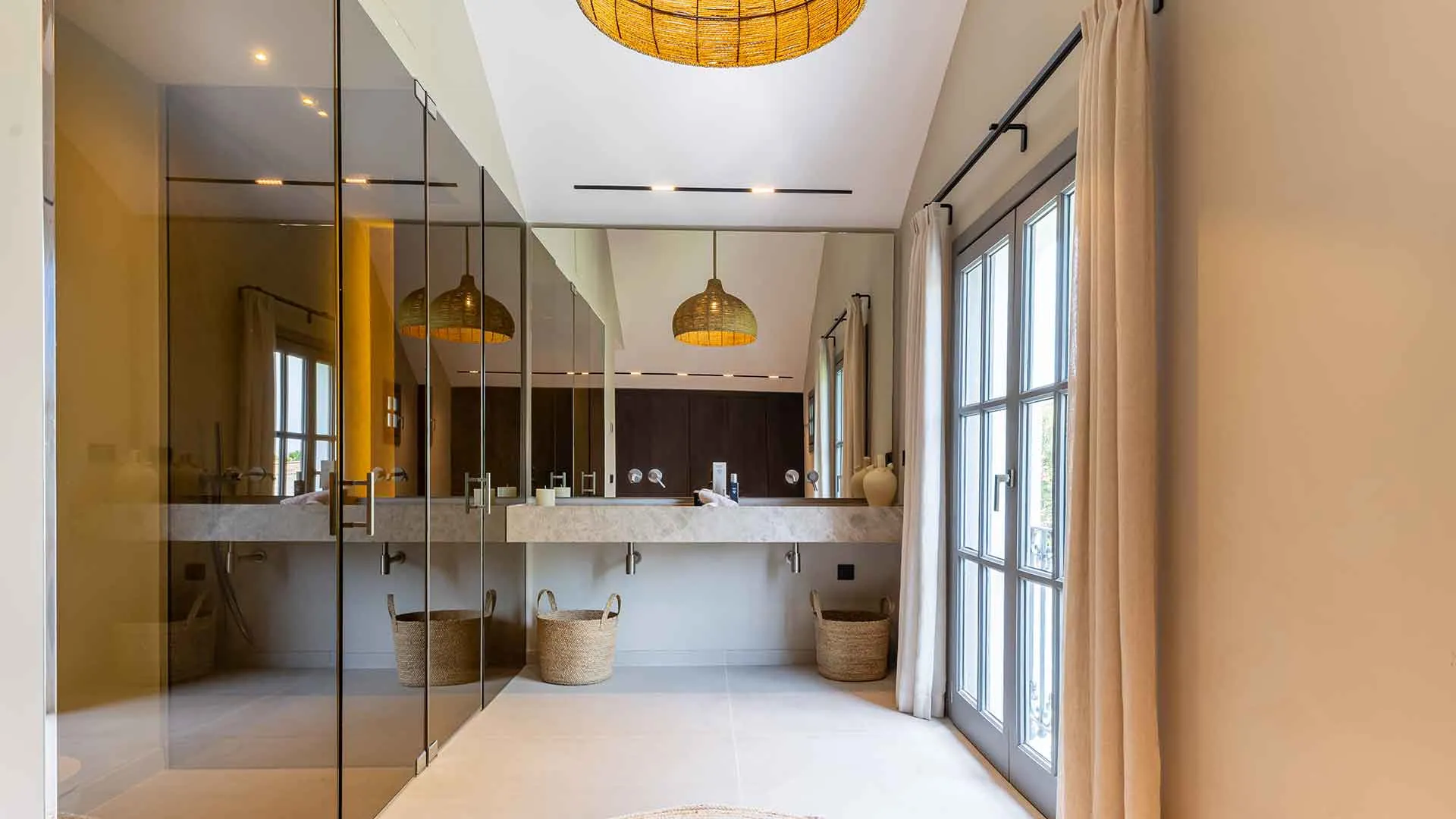 Villa a la venta de 5 dormitorios en Atalaya Golf