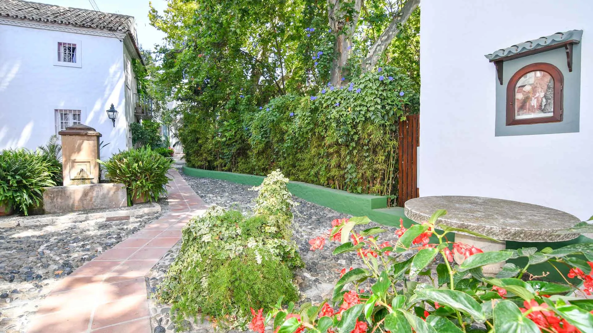 La Virginia town house for sale