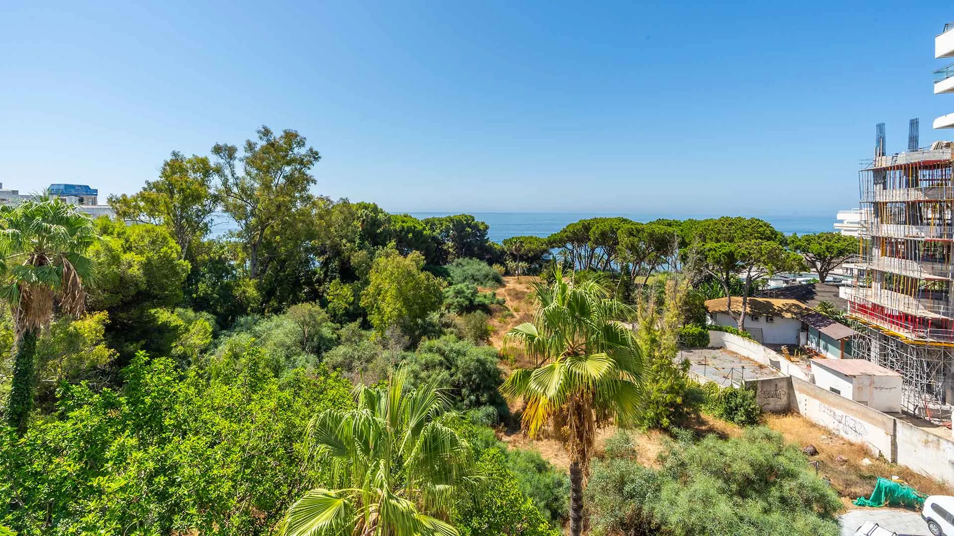For sale Jardín del Mediterráneo apartment with 3 bedrooms