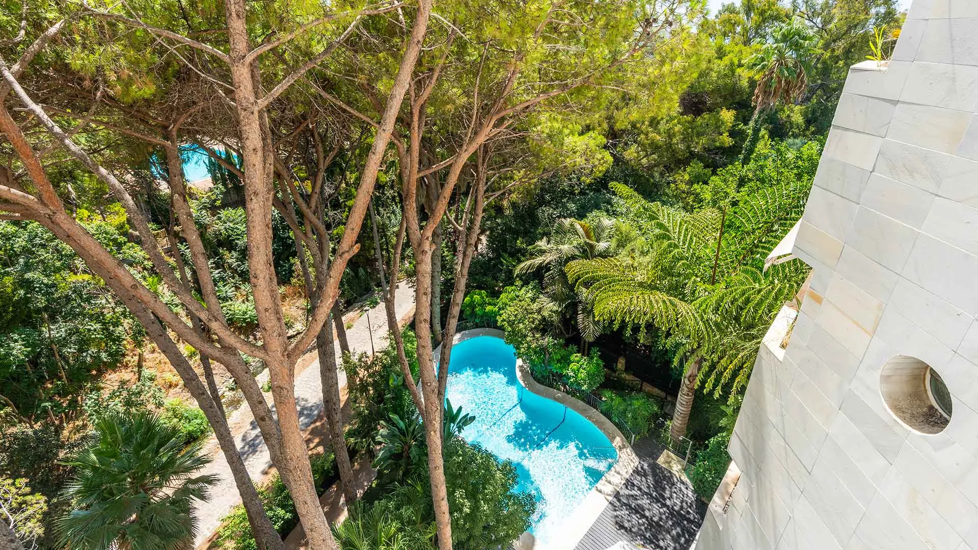 For sale Jardín del Mediterráneo apartment with 3 bedrooms