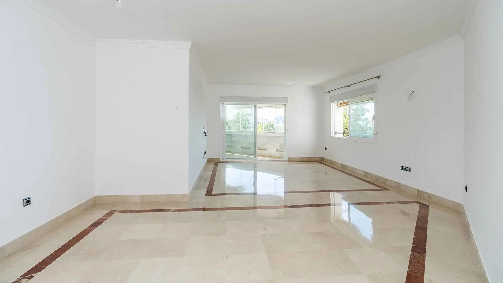 For sale Jardín del Mediterráneo apartment with 3 bedrooms