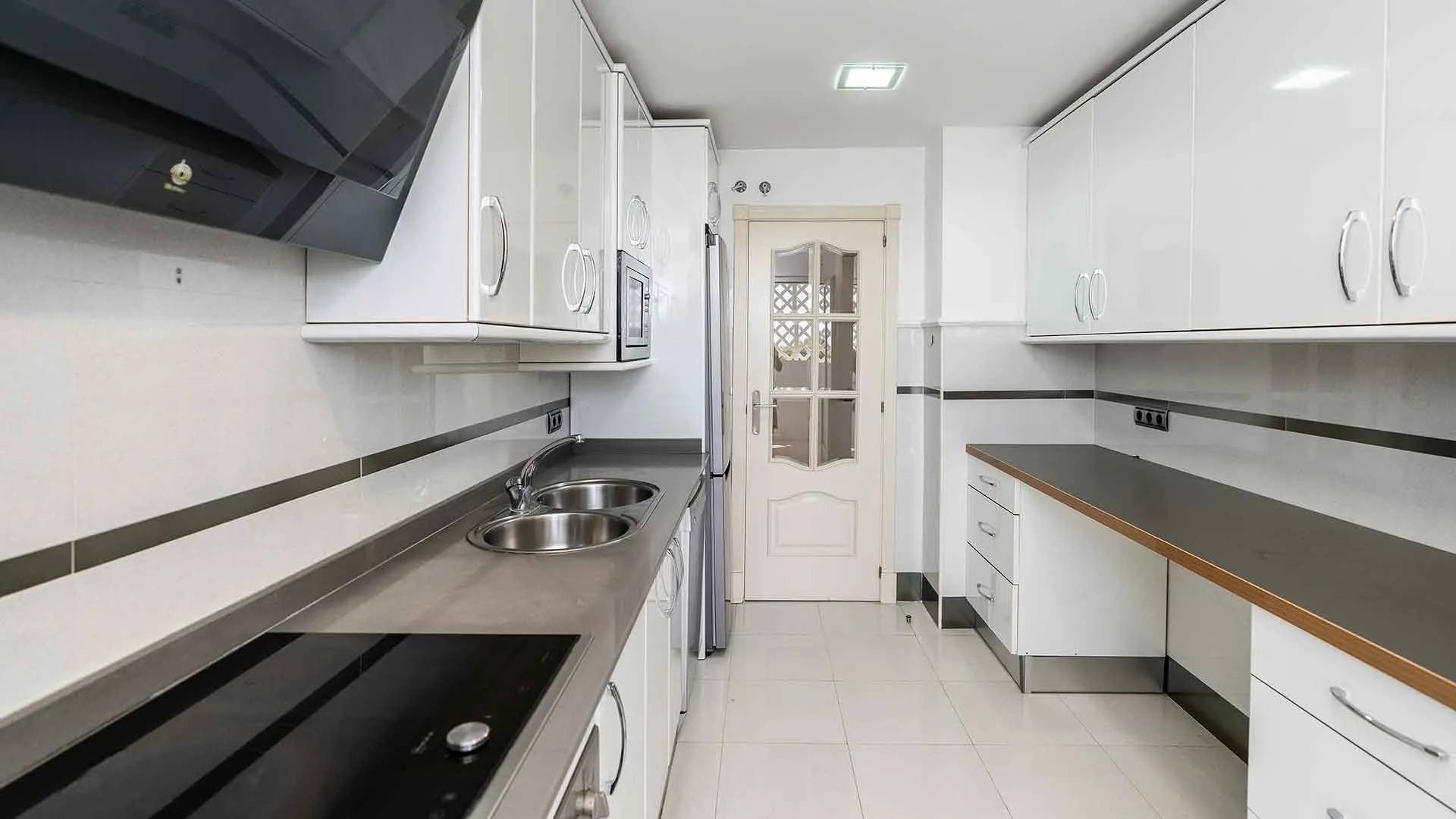 For sale Jardín del Mediterráneo apartment with 3 bedrooms