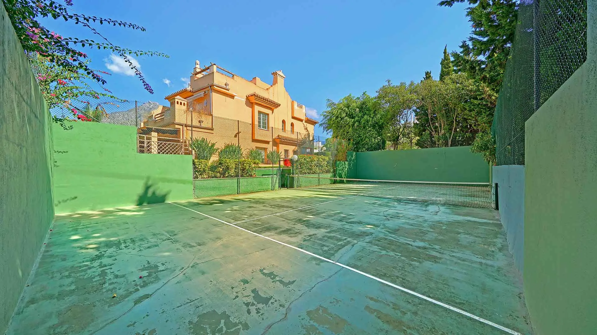 Adosado de 4 dormitorios en venta en Oasis de Nagüeles