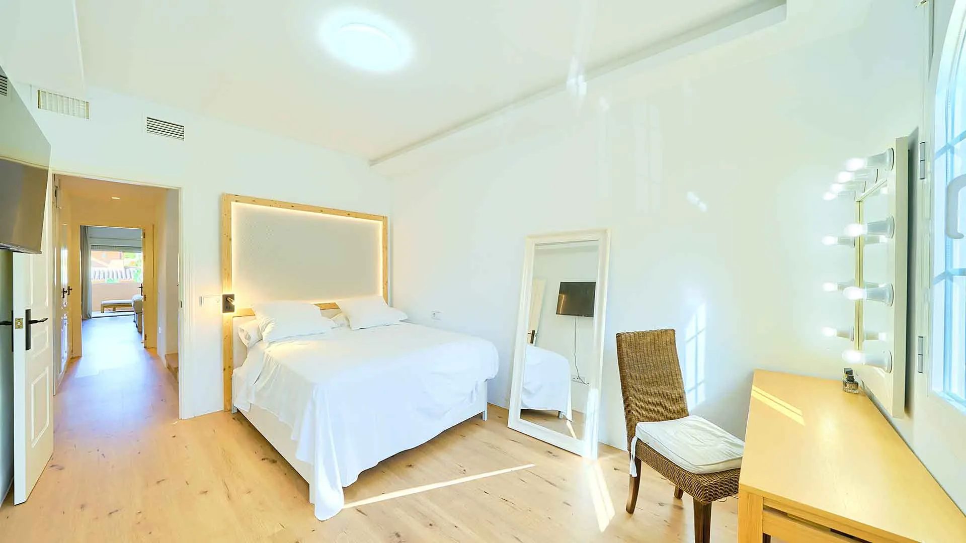 Adosado de 4 dormitorios en venta en Oasis de Nagüeles