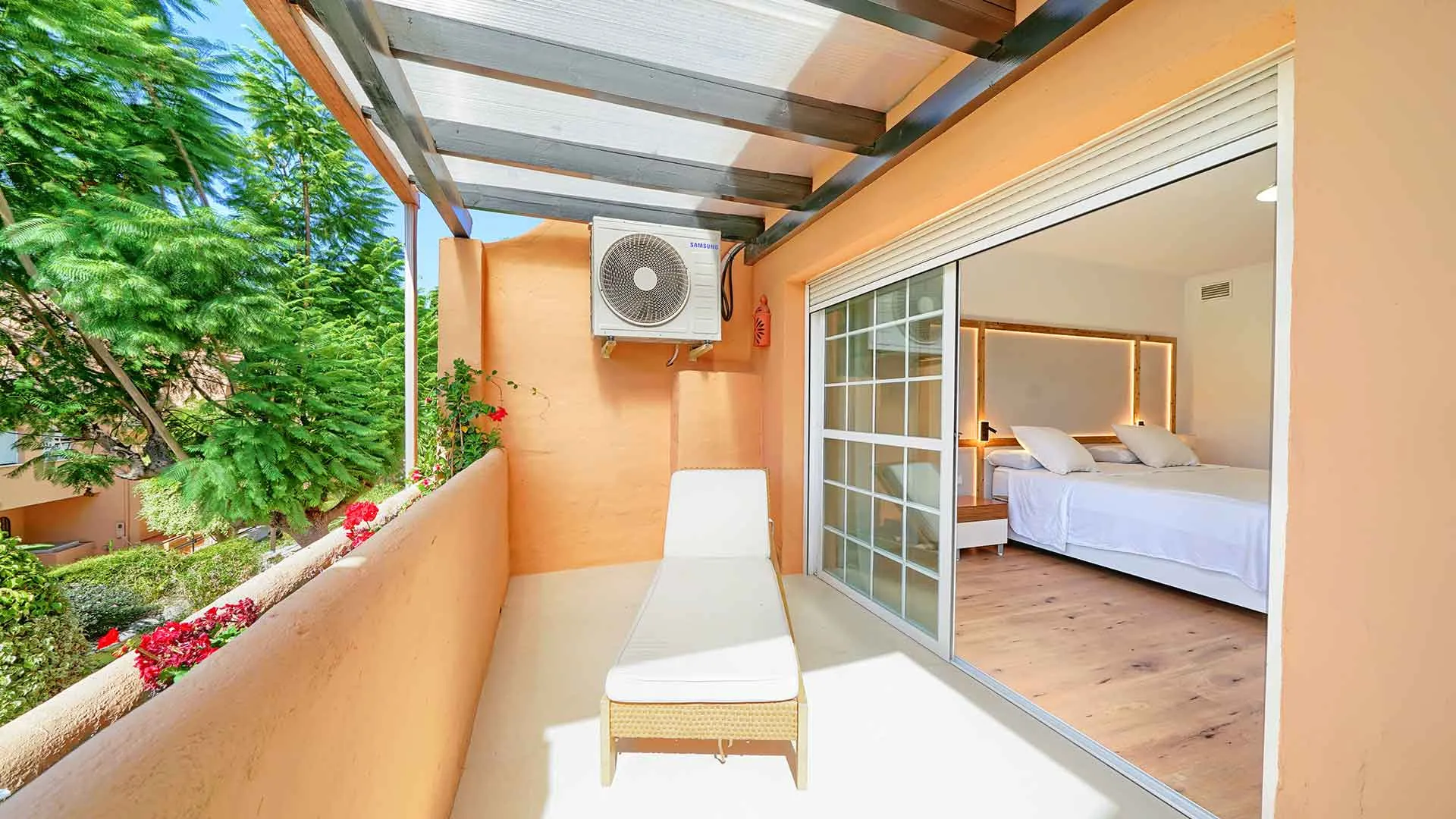 Adosado de 4 dormitorios en venta en Oasis de Nagüeles