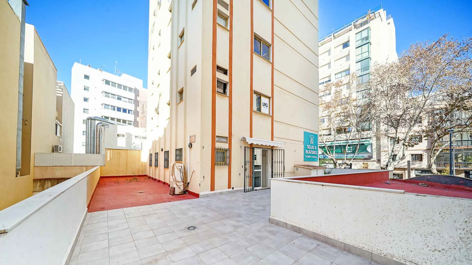 For sale office in Ricardo Soriano