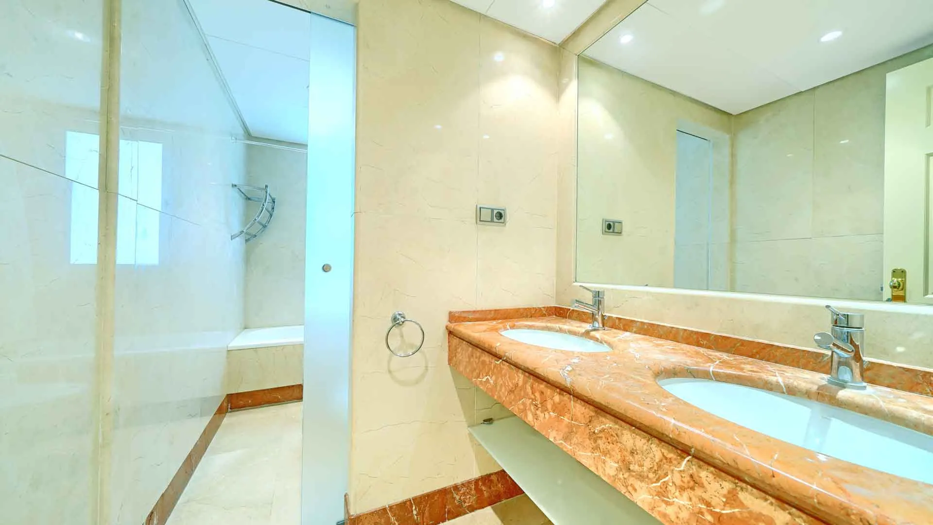 3 bedrooms Condado de Sierra Blanca apartment for sale