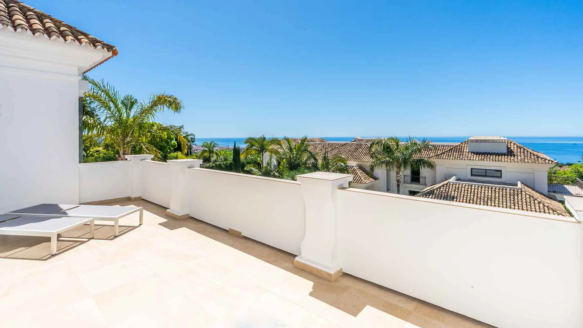 Comprar villa de 5 dormitorios en Sierra Blanca
