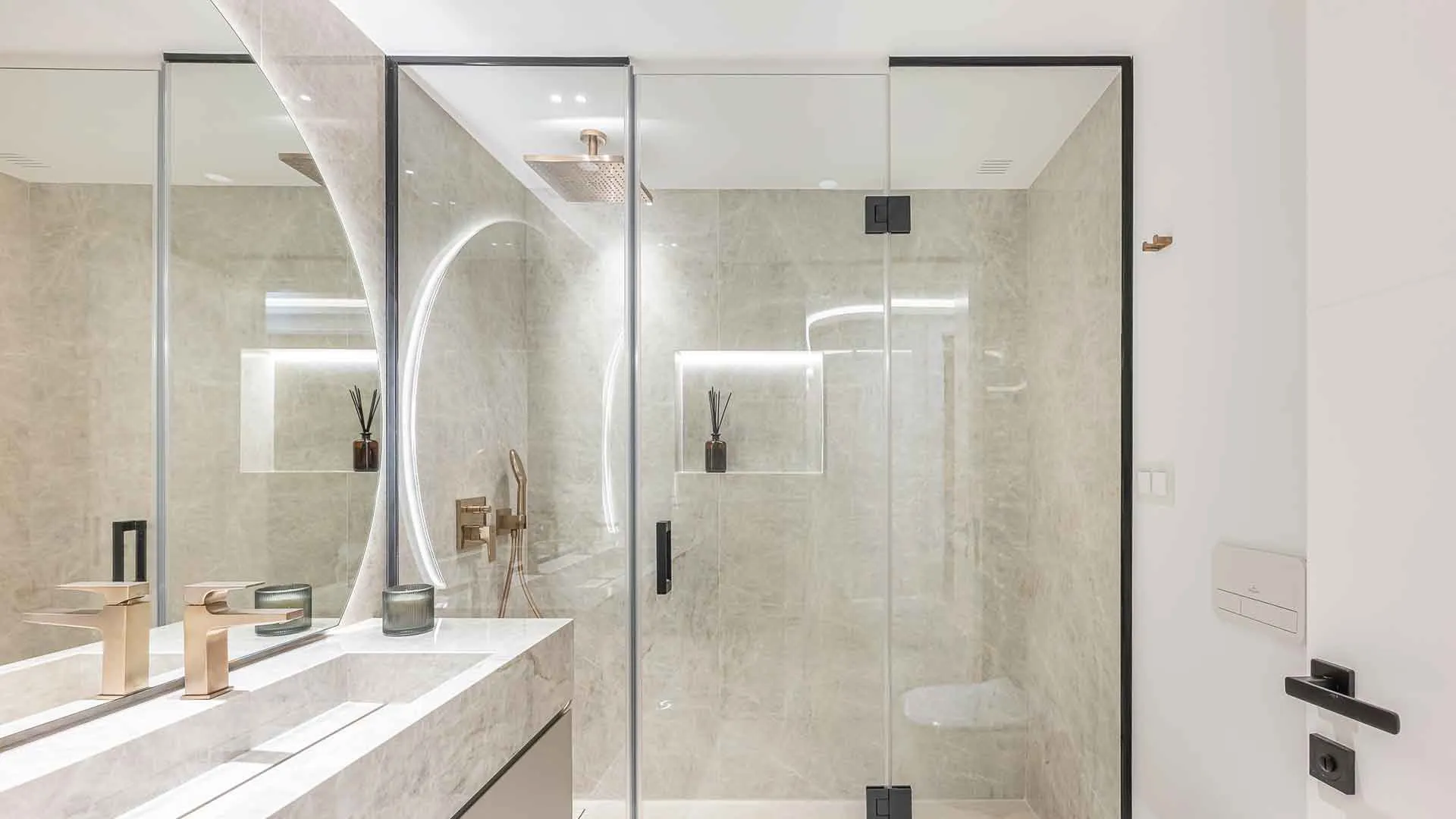 Apartamento en venta en Bahía del Velerín con 3 dormitorios