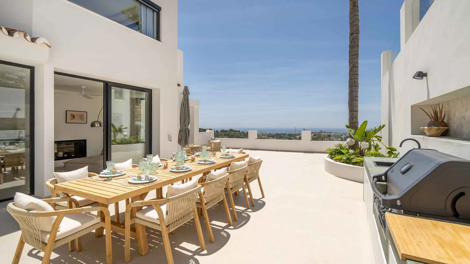 Villa with 5 bedrooms for sale in Las Lomas de Nueva Andalucia