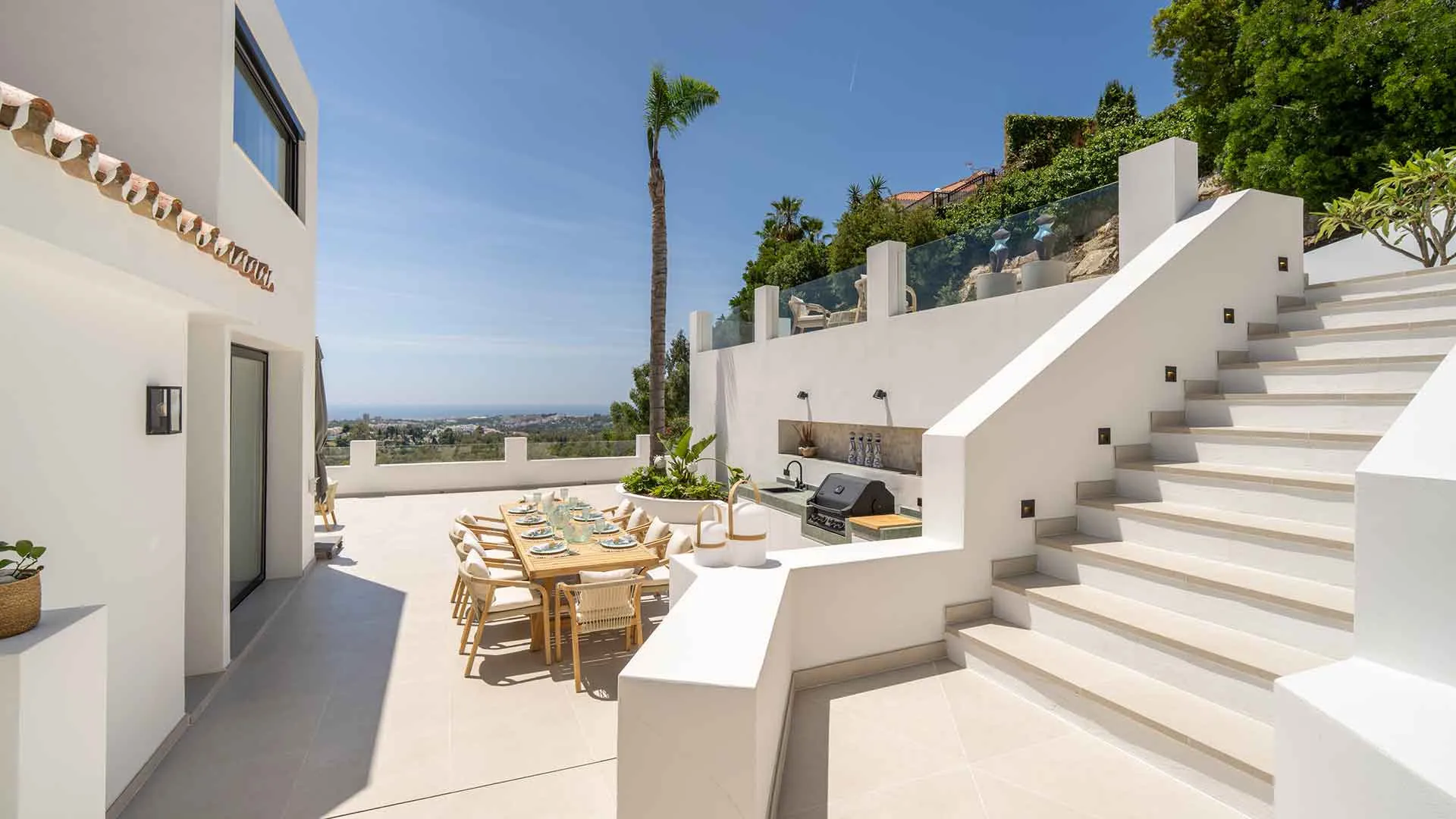 Villa with 5 bedrooms for sale in Las Lomas de Nueva Andalucia