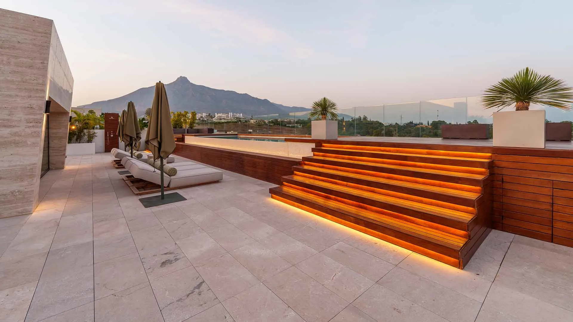 Buy penthouse in Epic Marbella