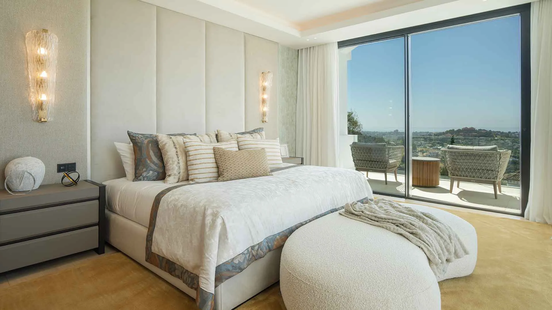 For sale El Herrojo 8 bedrooms villa
