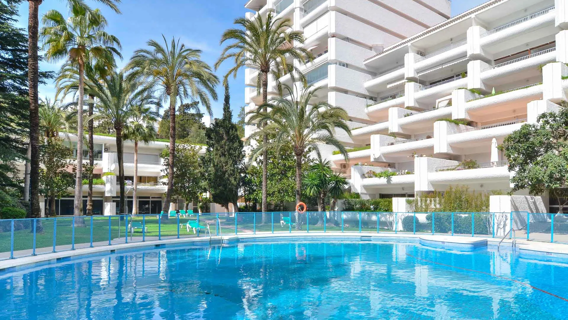 For sale Jardines del Mar 2 bedrooms penthouse