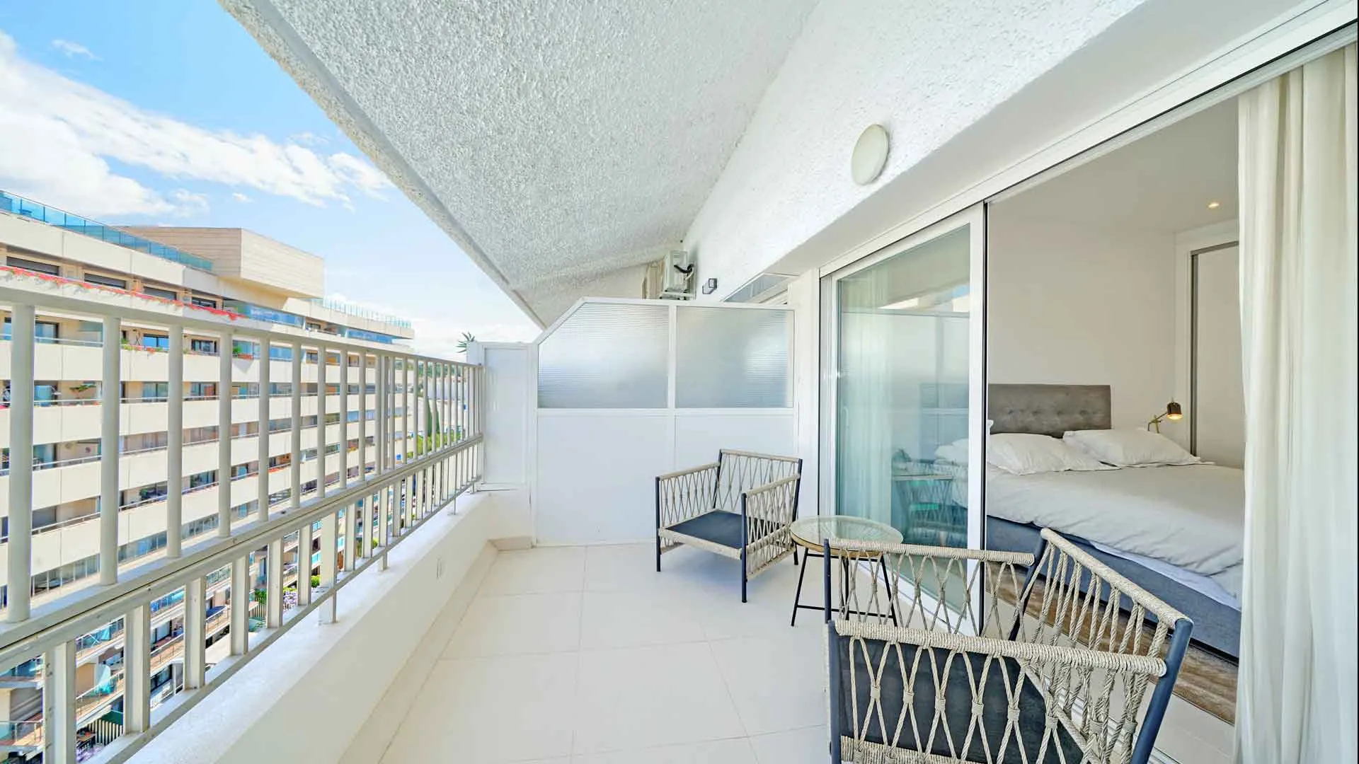 For sale Jardines del Mar 2 bedrooms penthouse