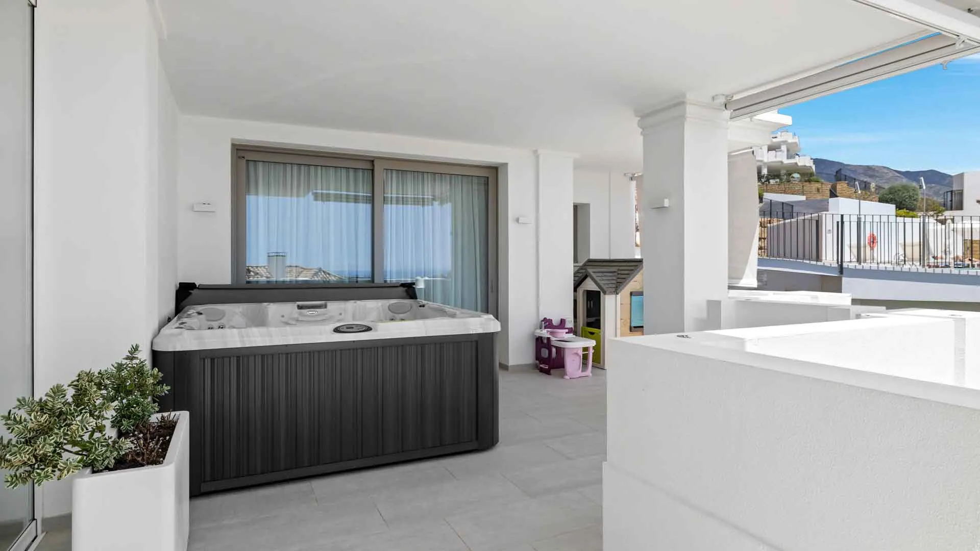 Apartment for sale in Nueva Andalucia