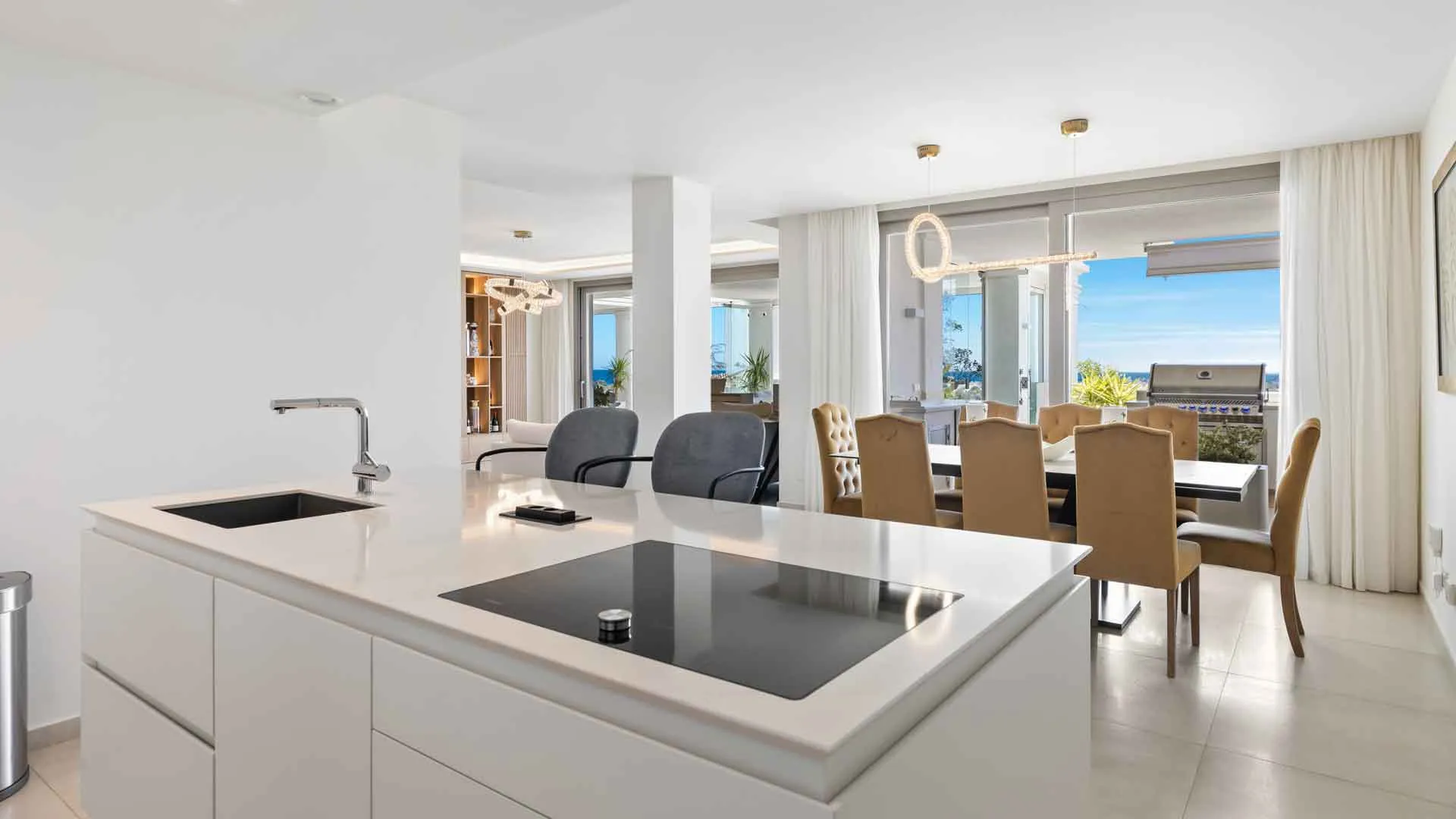 Apartment for sale in Nueva Andalucia