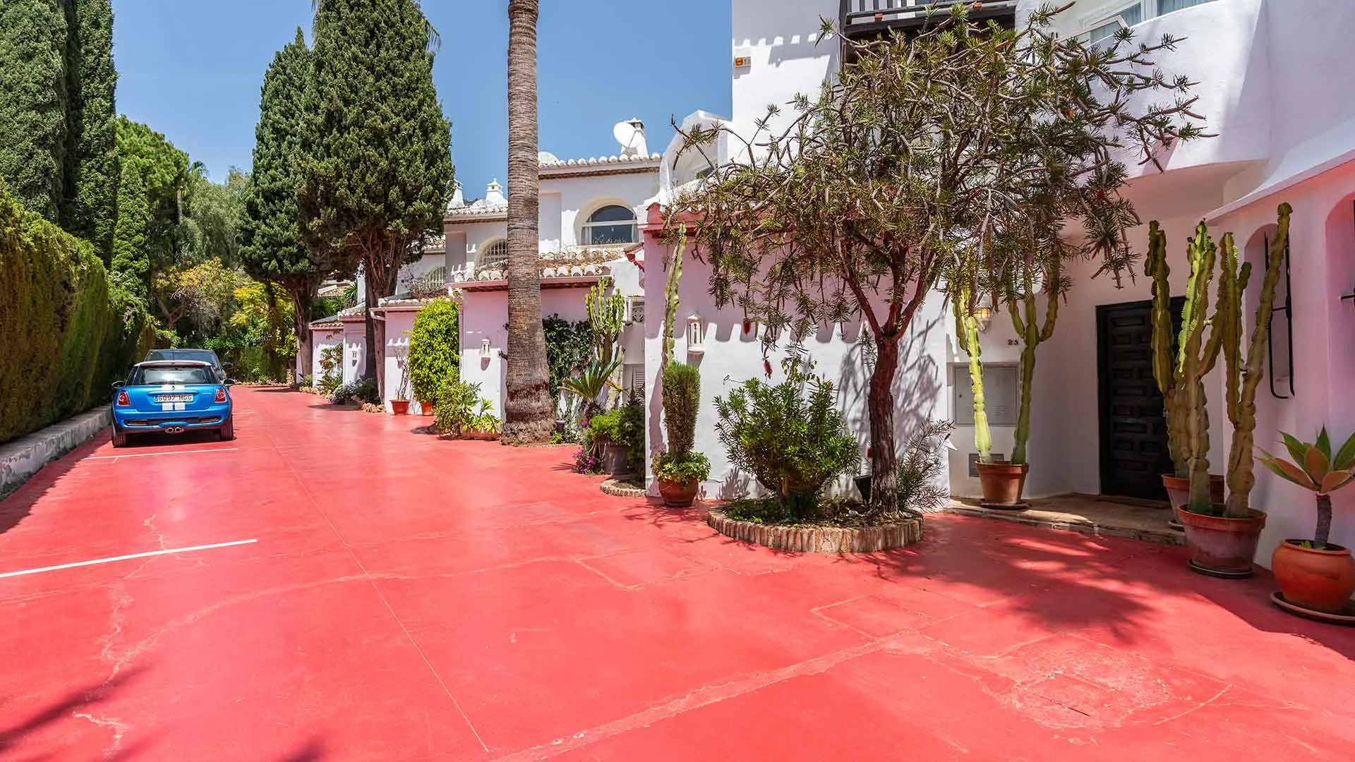 Marbella Golden Mile town house for sale