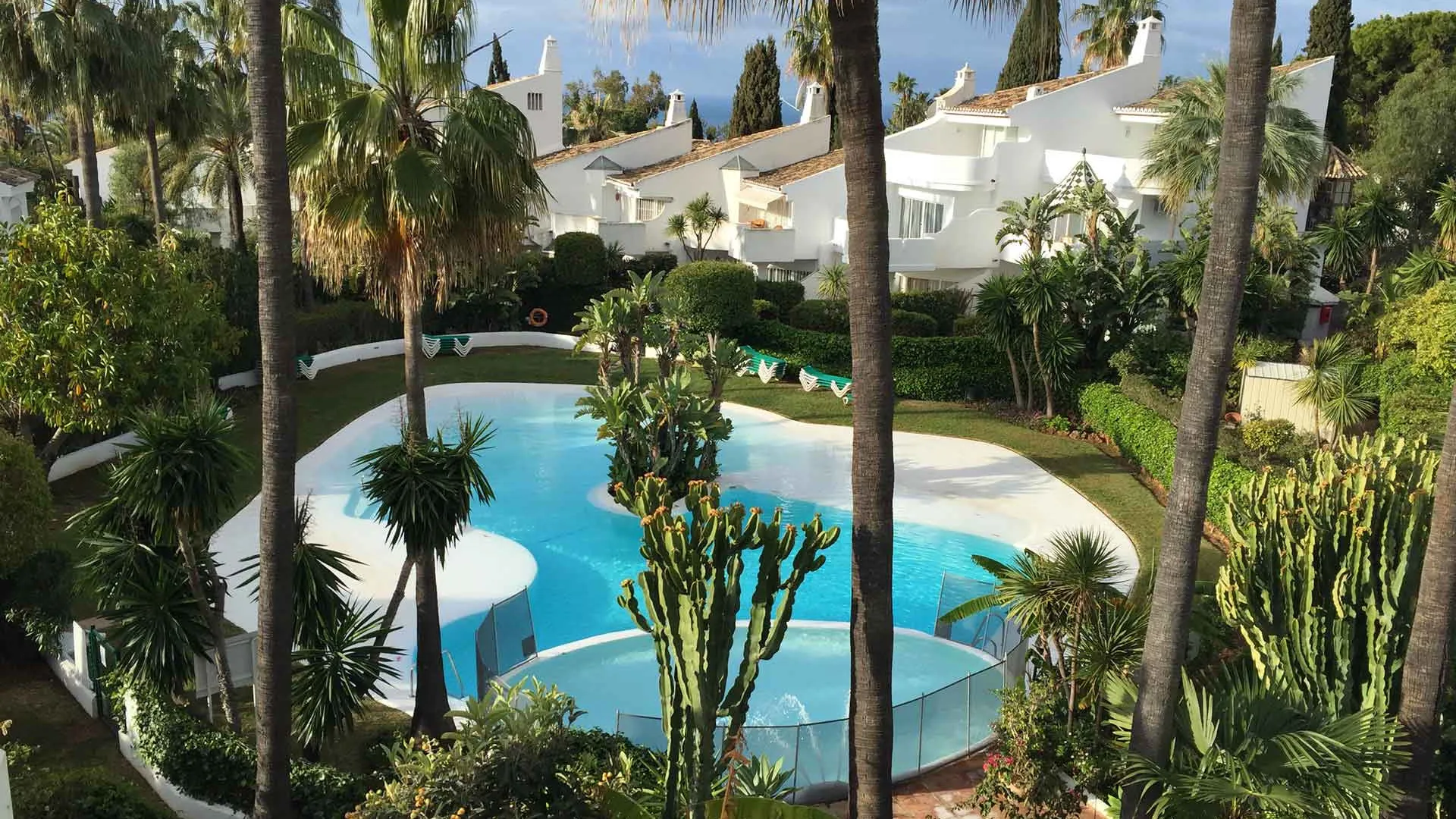 Marbella Golden Mile town house for sale