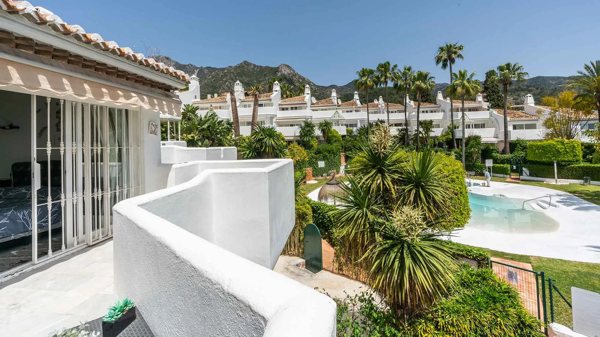 Marbella Golden Mile town house for sale