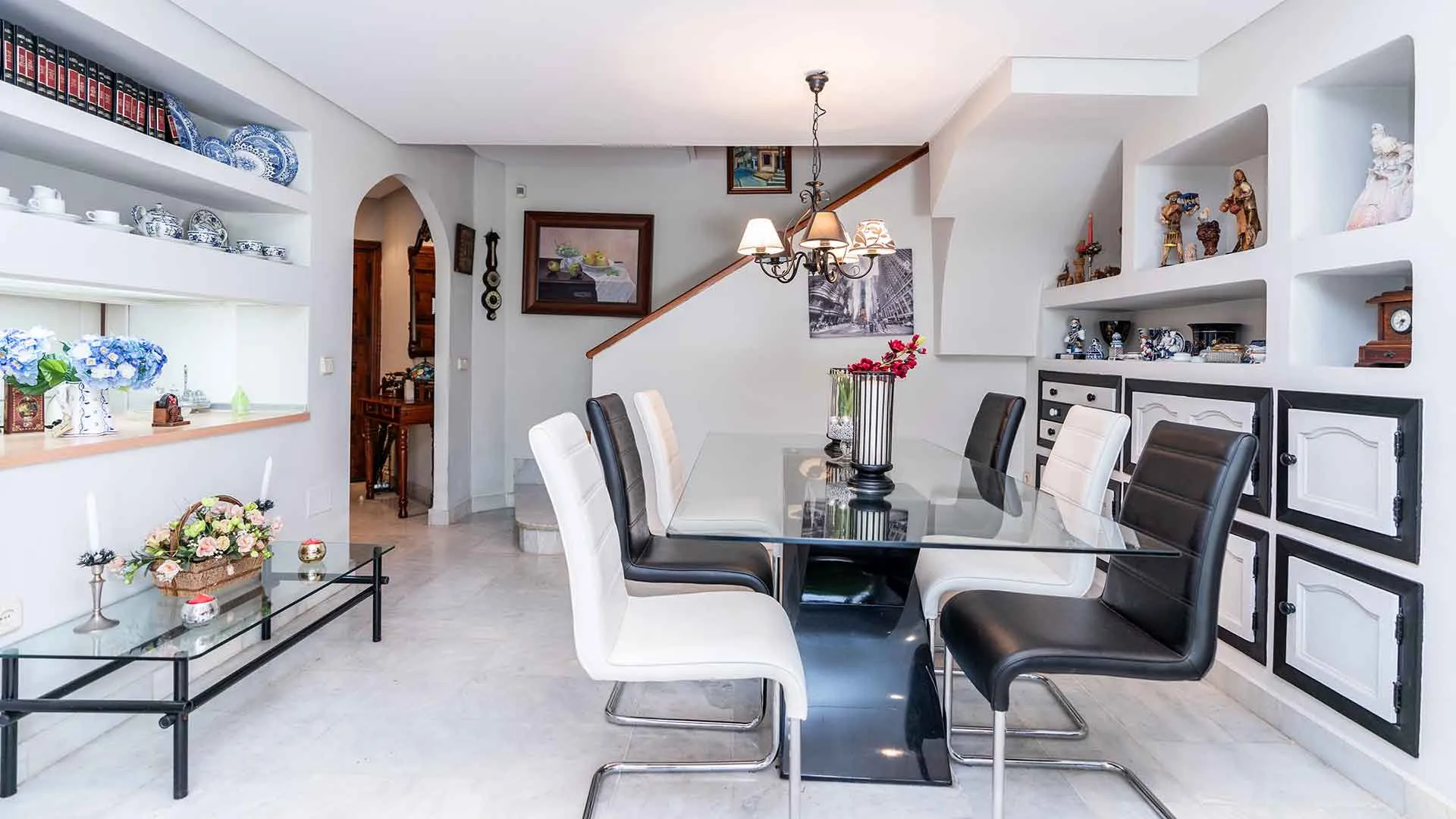 Marbella Golden Mile town house for sale