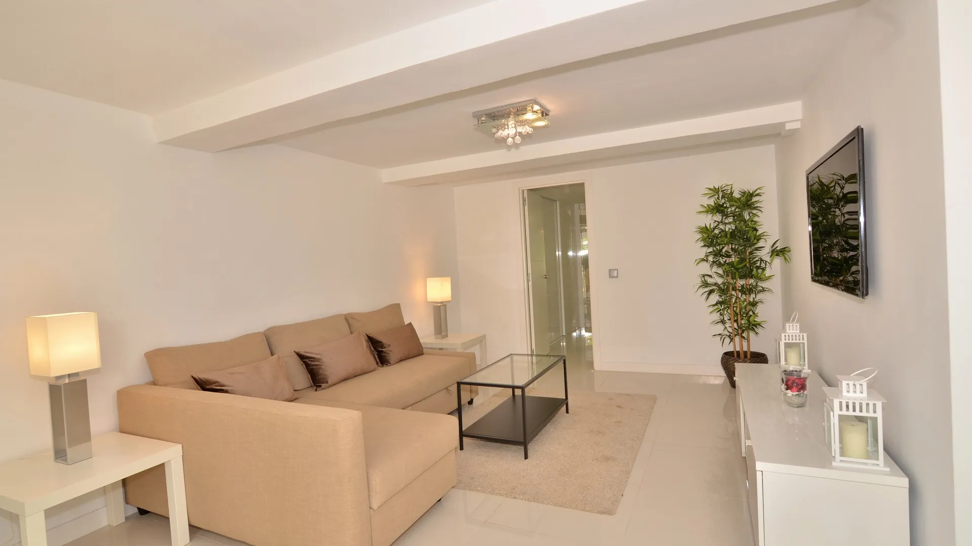 Comprar villa en Elviria de 8 dormitorios