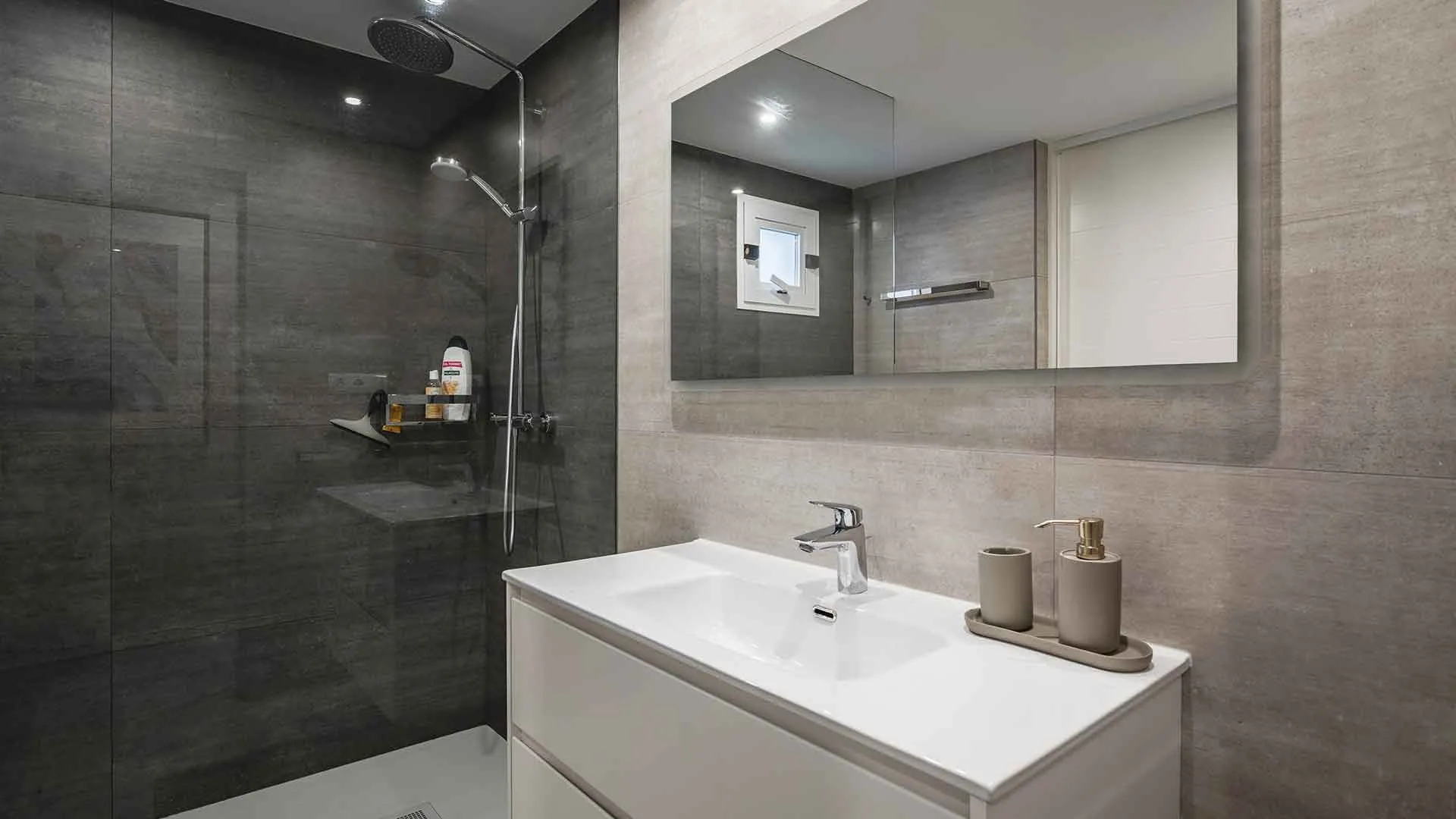Marina Puente Romano, apartamento en venta
