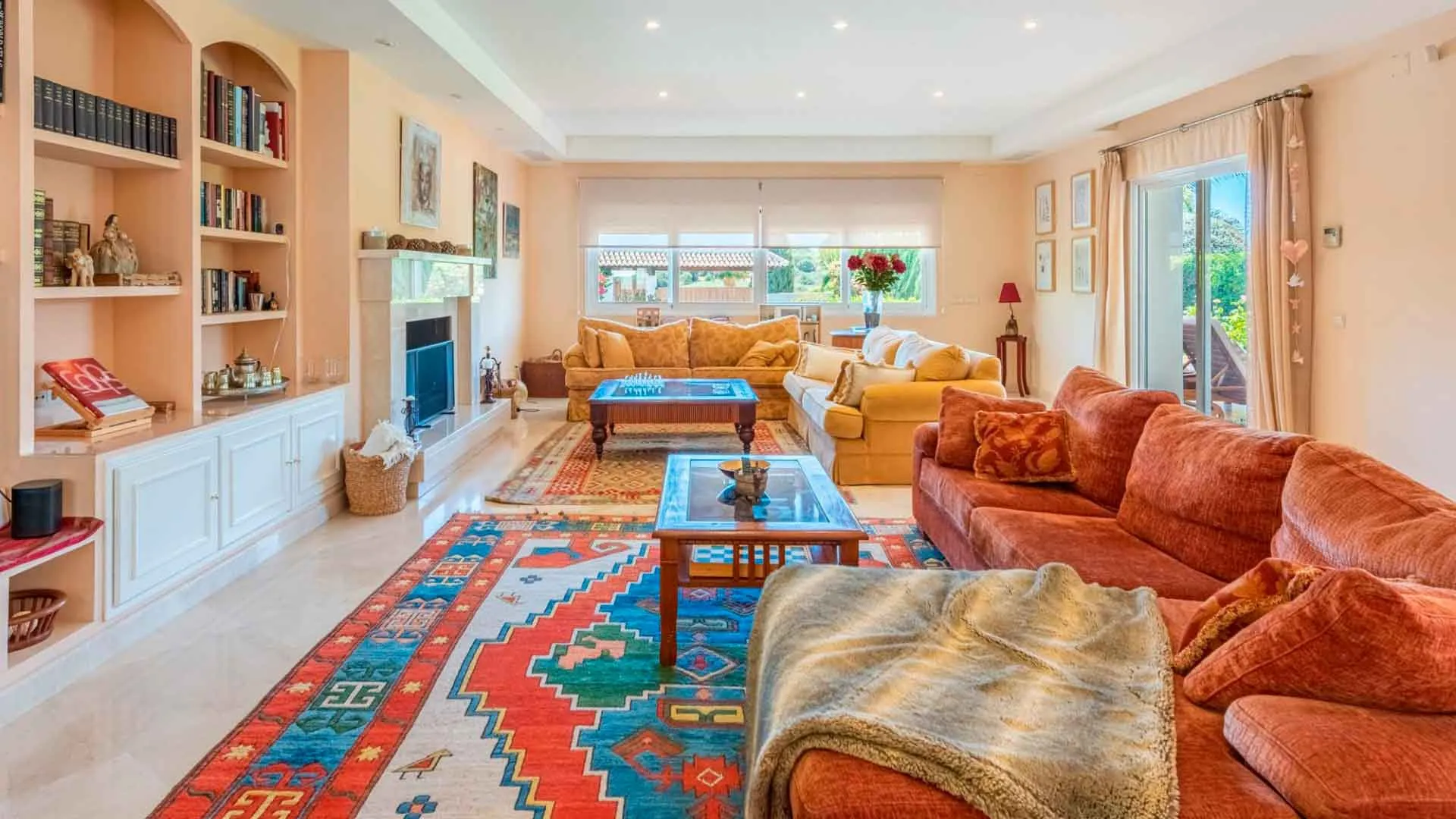 Villa for sale in Paraiso Alto with 6 bedrooms