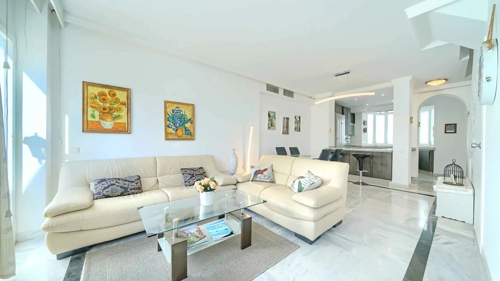 Apartamento en venta de 2 dormitorios en Marbella House