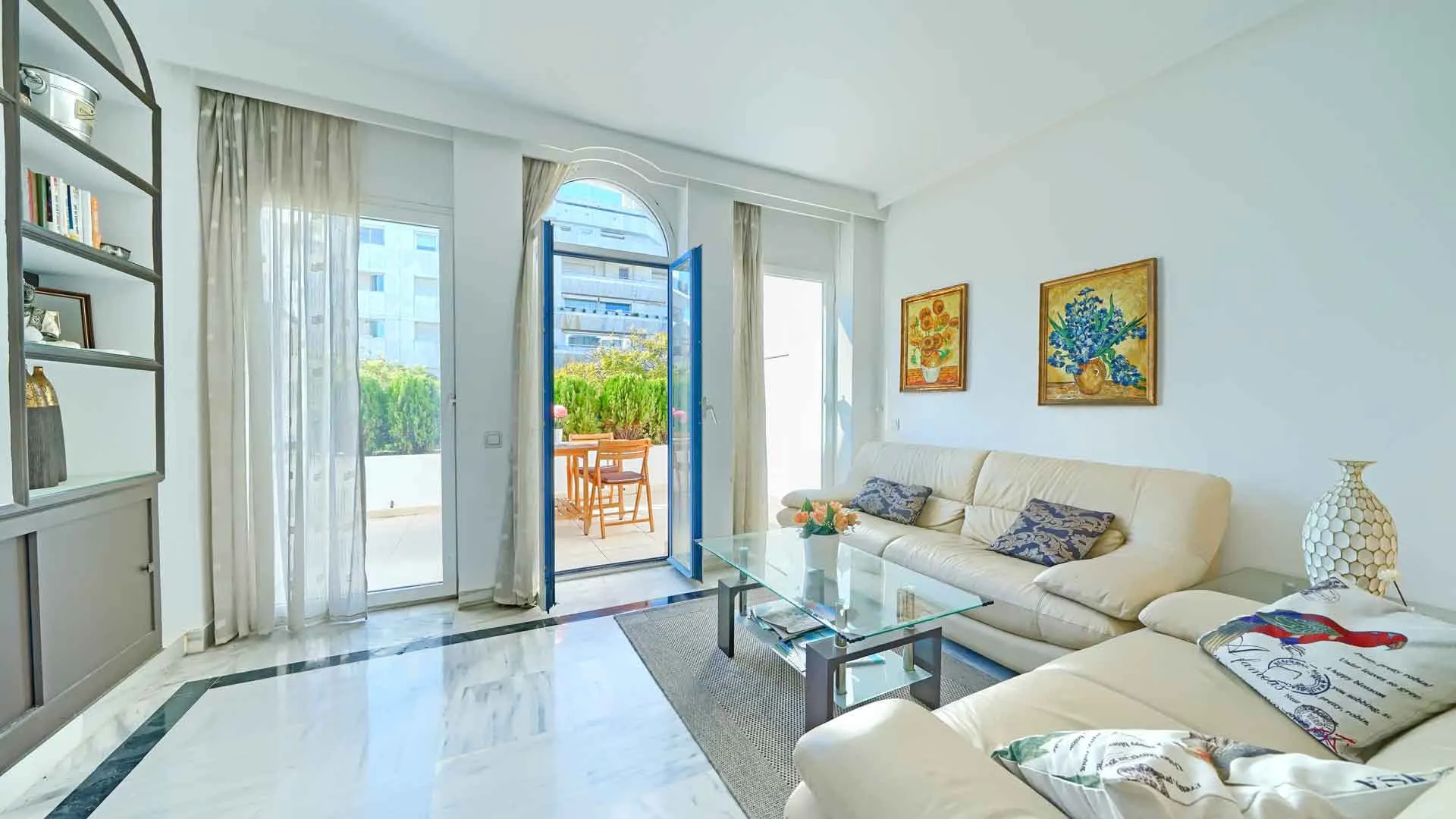 Apartamento en venta de 2 dormitorios en Marbella House