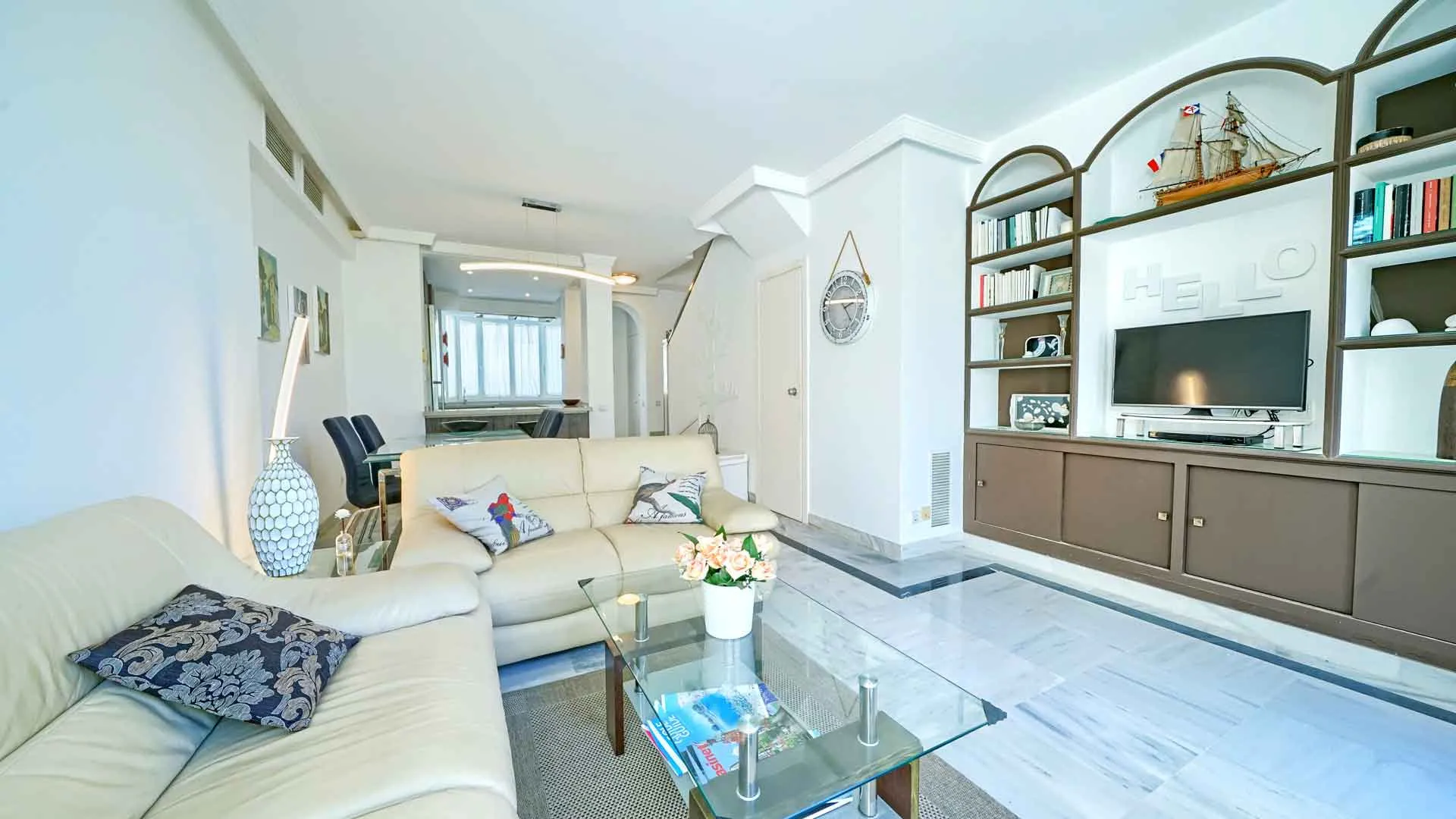 Apartamento en venta de 2 dormitorios en Marbella House