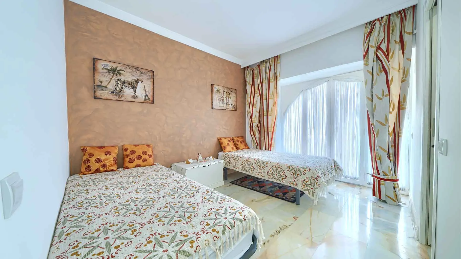 Apartamento en venta de 2 dormitorios en Marbella House