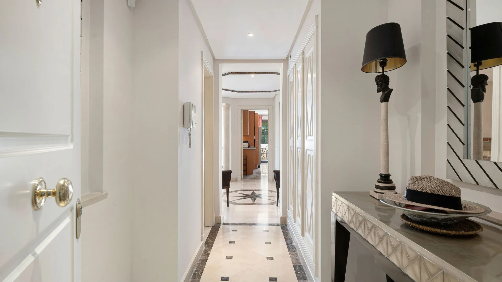 For sale Aloha Park apartment