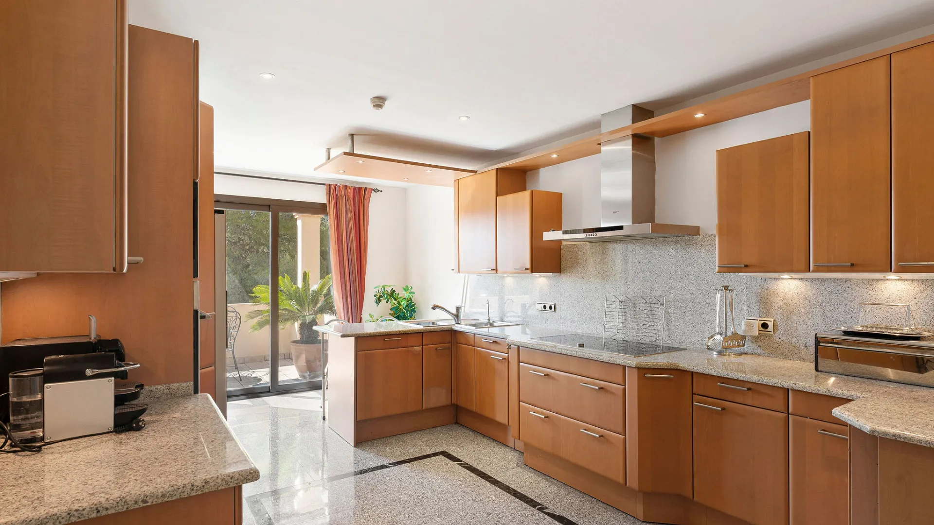 For sale Aloha Park apartment