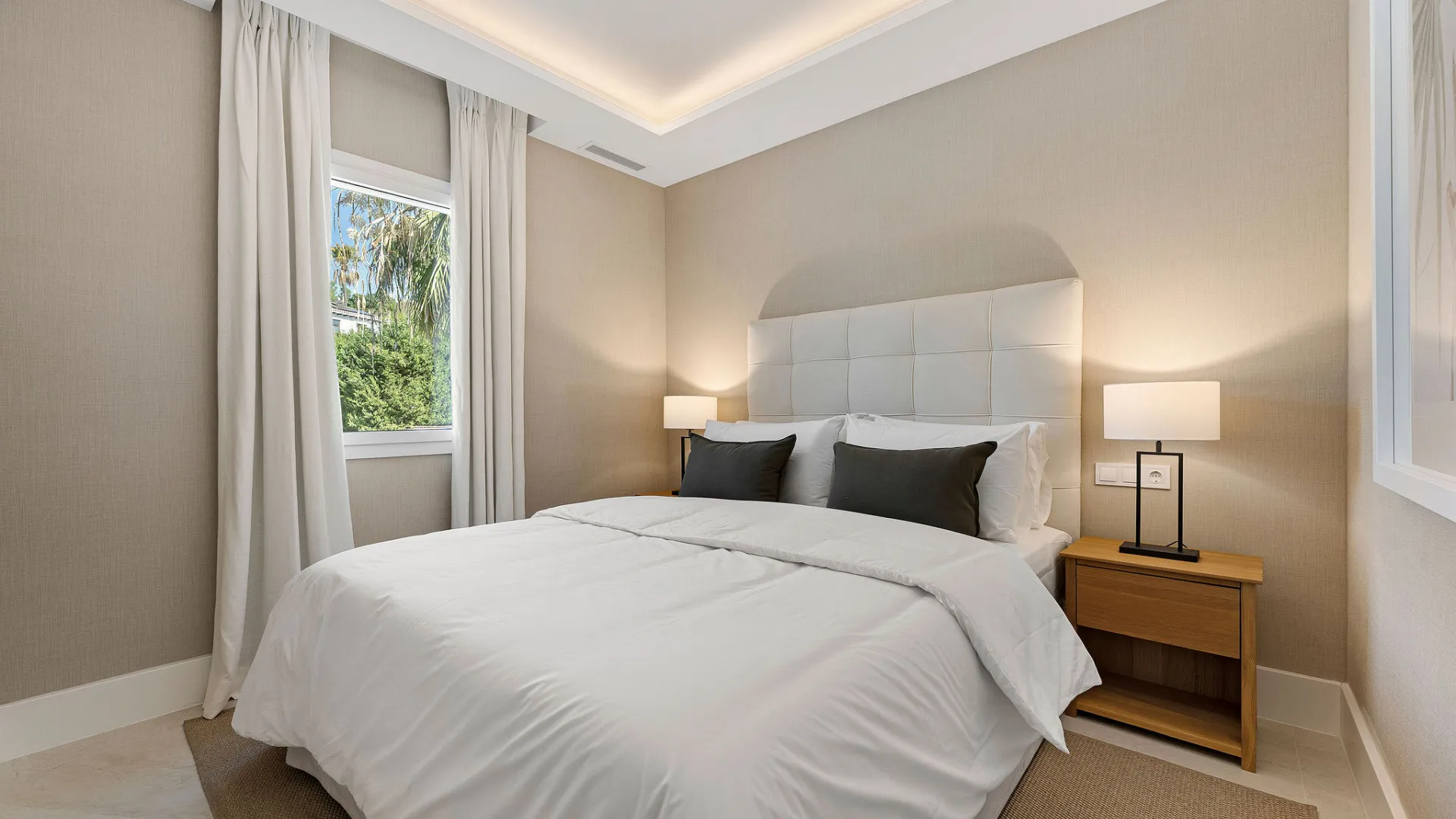 Town house for sale in La Quinta Golf