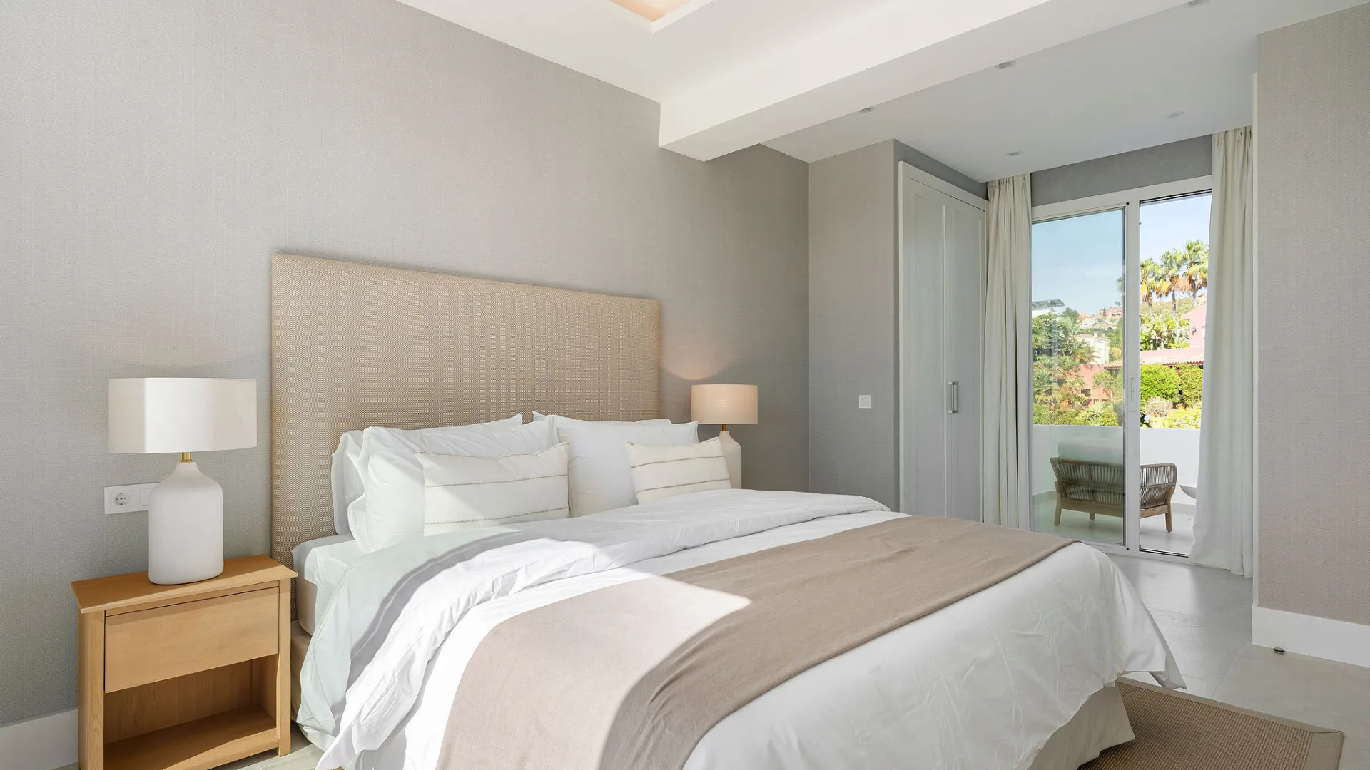 Town house for sale in La Quinta Golf