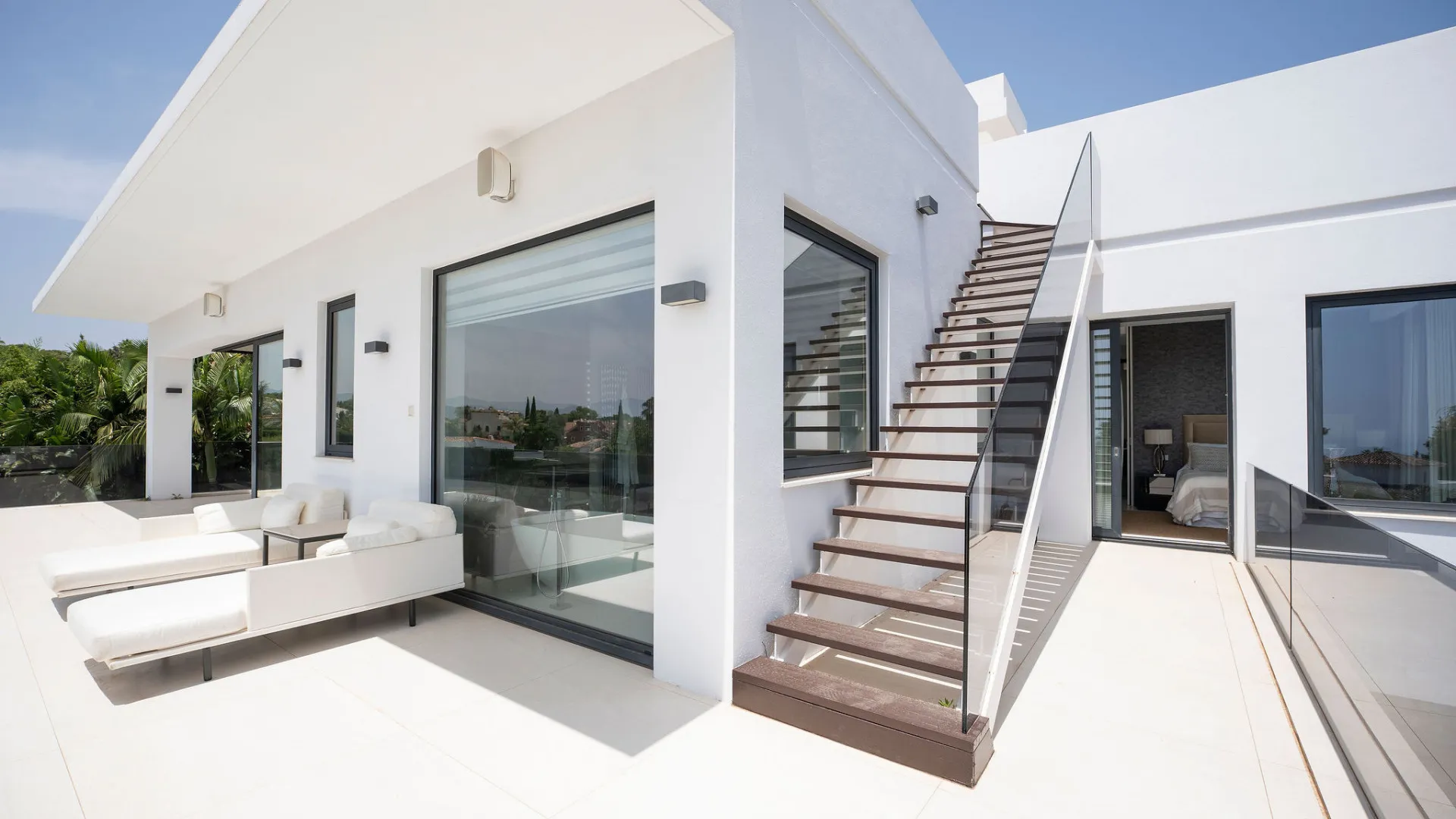 For sale Nagüeles villa with 5 bedrooms