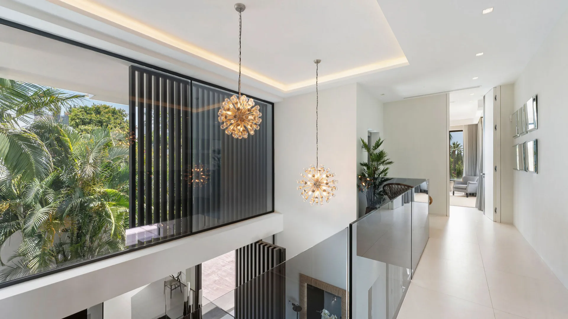 For sale Nagüeles villa with 5 bedrooms