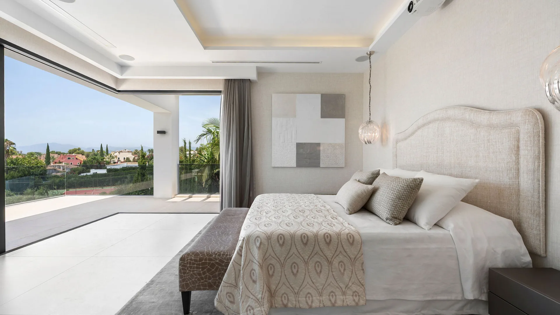 For sale Nagüeles villa with 5 bedrooms